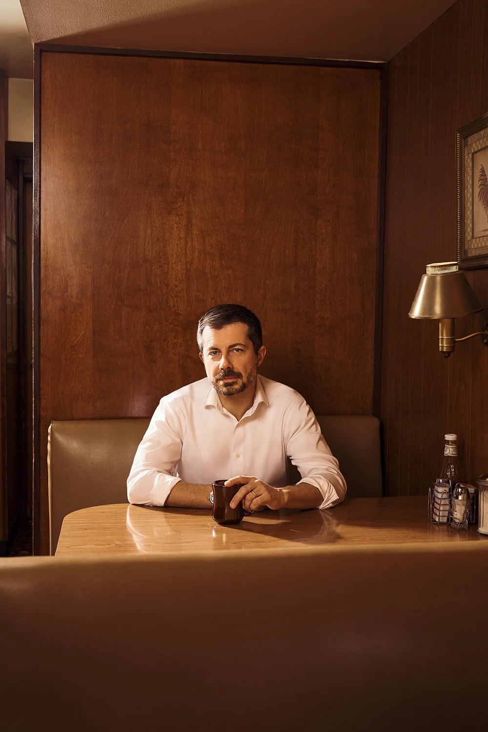 Pete_Buttigieg_Diner_BoothAngle_LeanForward.jpg