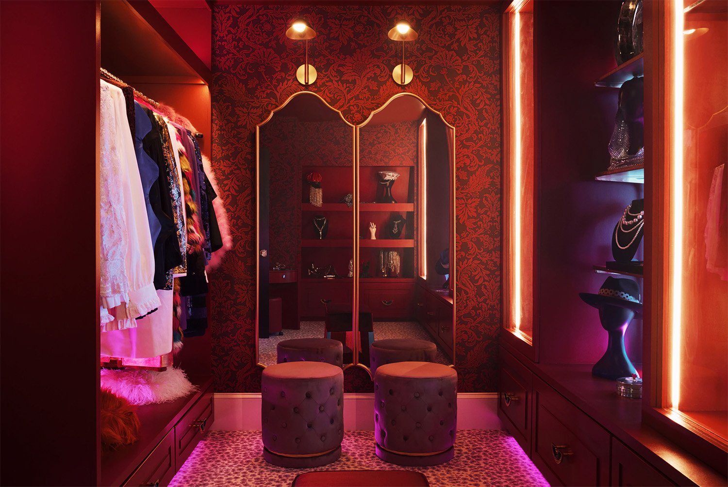 AirBnB_Prince_Closet_WideShot_Mirro.jpg