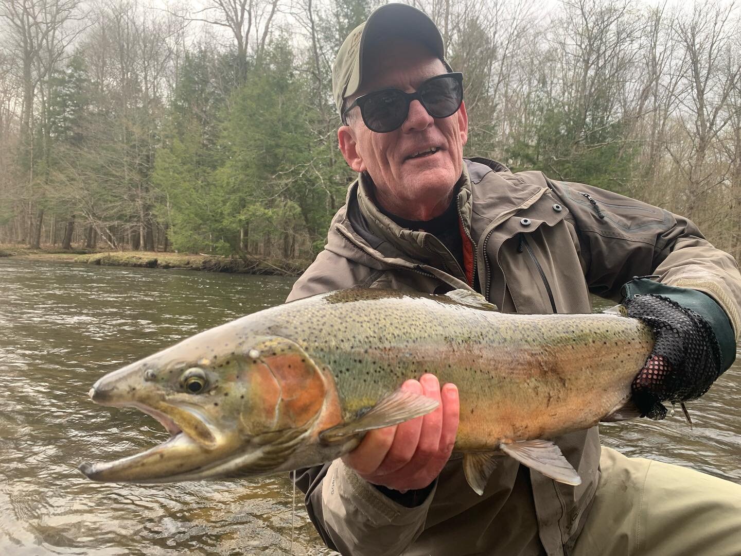 Big boy #steelheadflyfishing #steelheadflyfishing #steelhead #steelheadspey #spy# #fishing #trout #troutfishing #troutflyfishing #flyfishing @douglasflyfishing #salmonriver