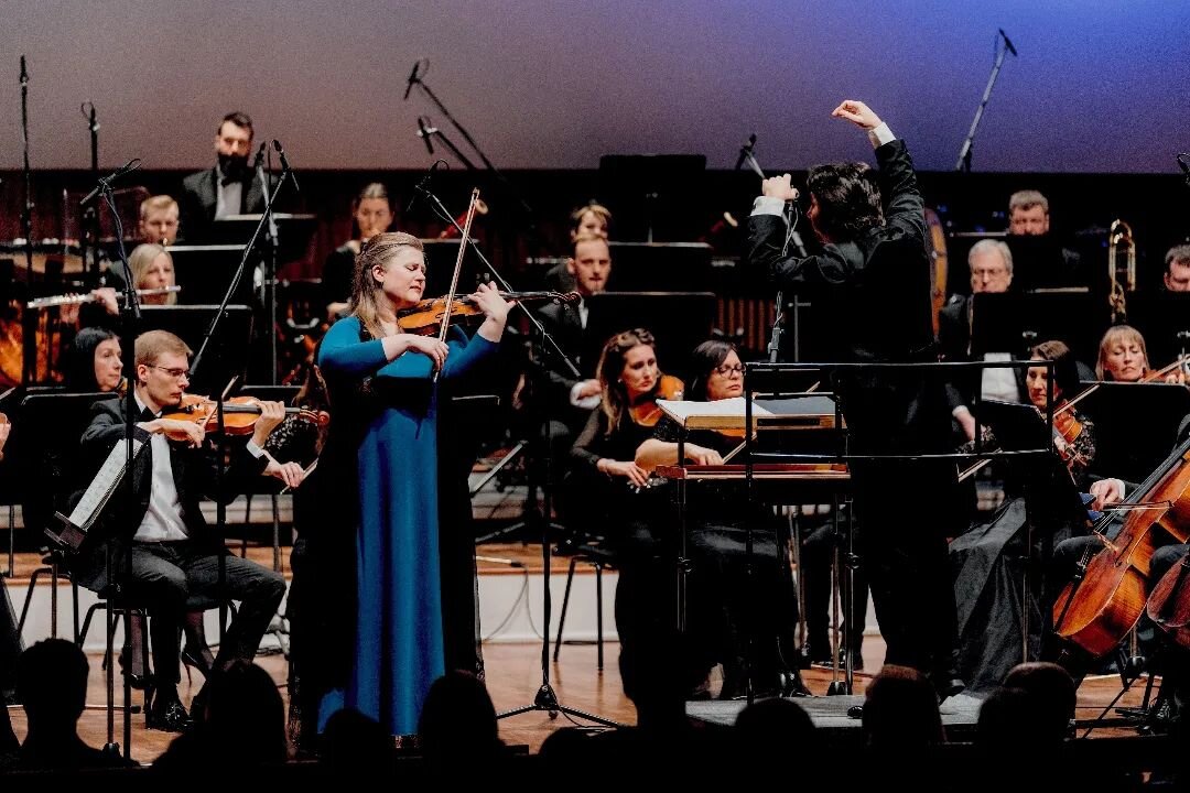 Thankful!
#HelmersPavasars
 
📷 Pauls Zvirbulis
#latvianmusic #orchestra #concert
#conductor #kasparsādamsons 
#violin #paulasumane 
#latviannationaloperaorchestra