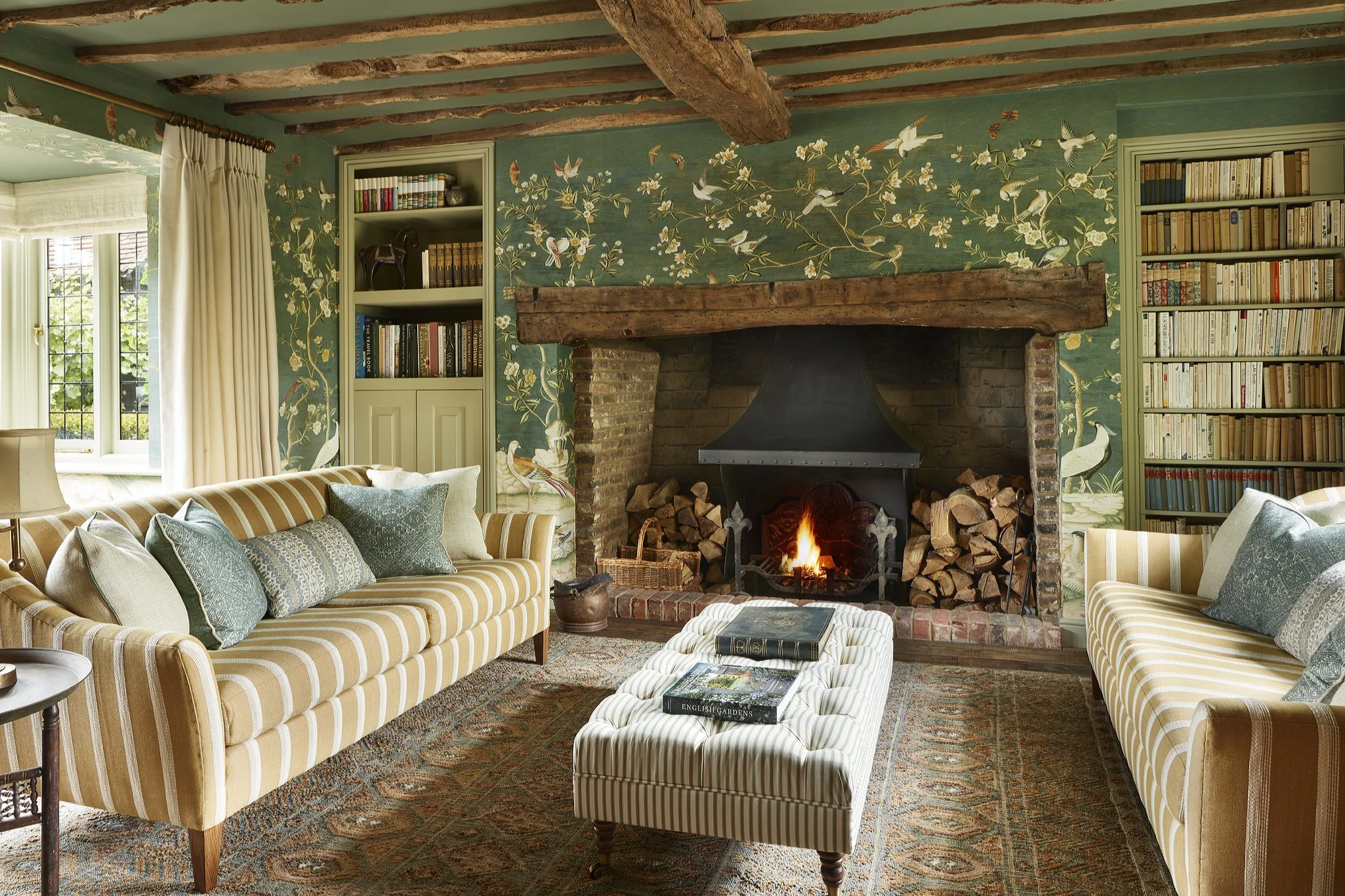 burrow_ 2_21-08-25_0246_mstr_72.jpg