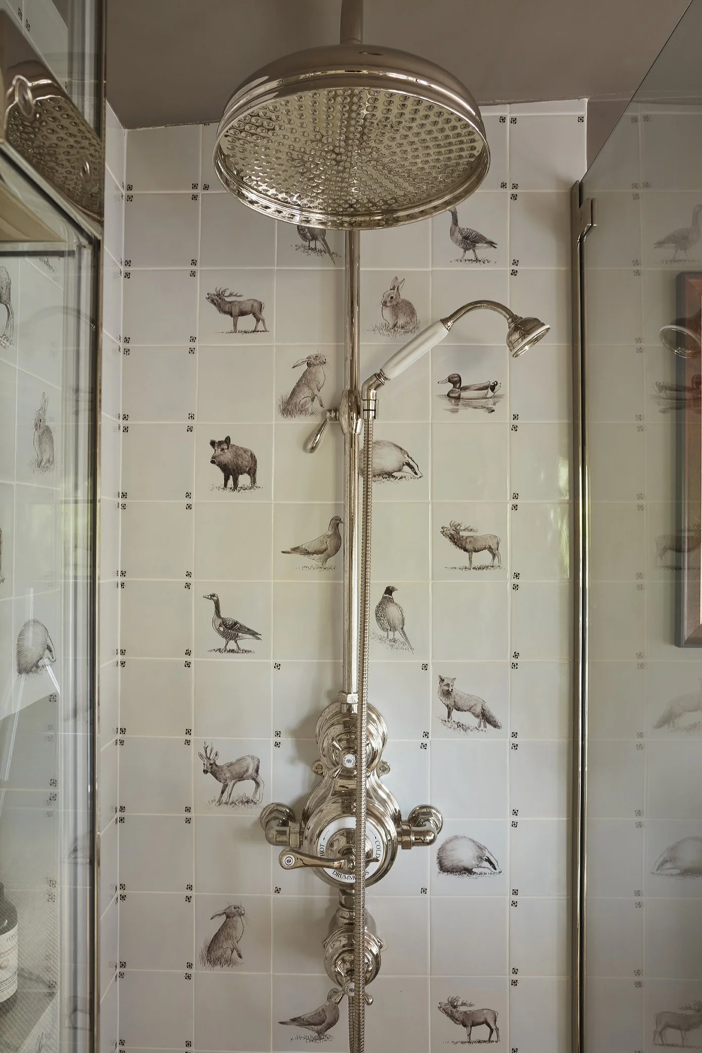 burrow_ 2_22-08-25_0658_v2_mstr_72.jpg