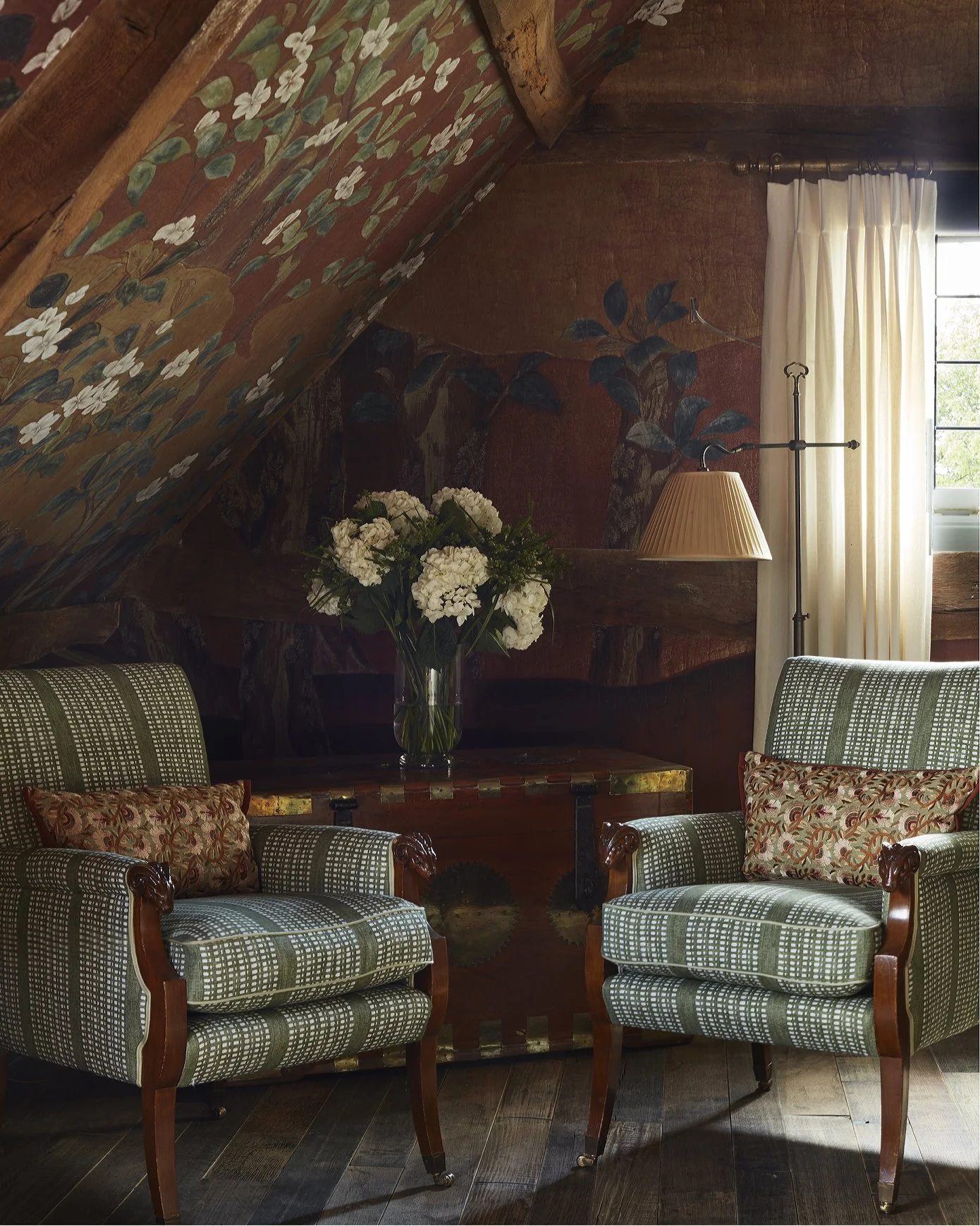 burrow_ 2_22-08-25_0850_v3_mstr_72.jpg