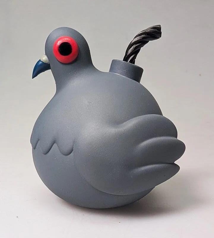 Pigeon-Bomb-Gray.jpg