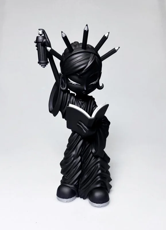 Liberty-v3-Black-silver-01.jpg