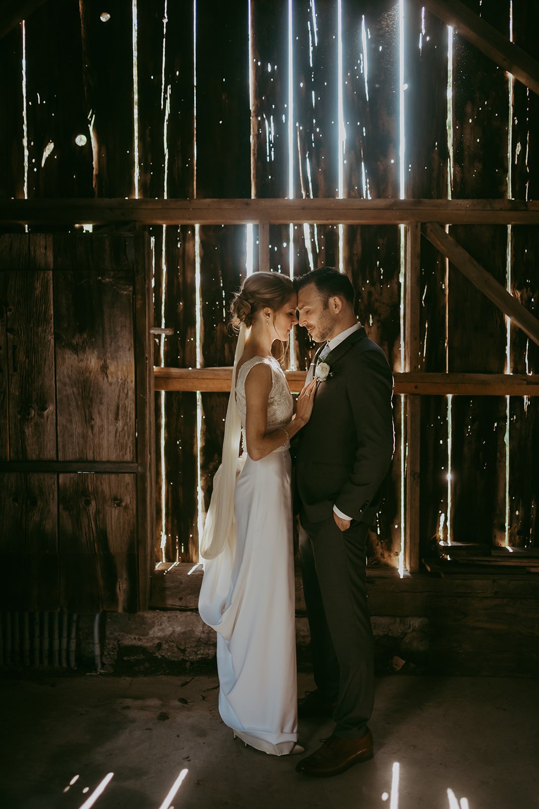 sequel-inn-creemore-ontario-outdoor-rustic-summer-september-wedding-barn-bride-groom-portrait.jpg