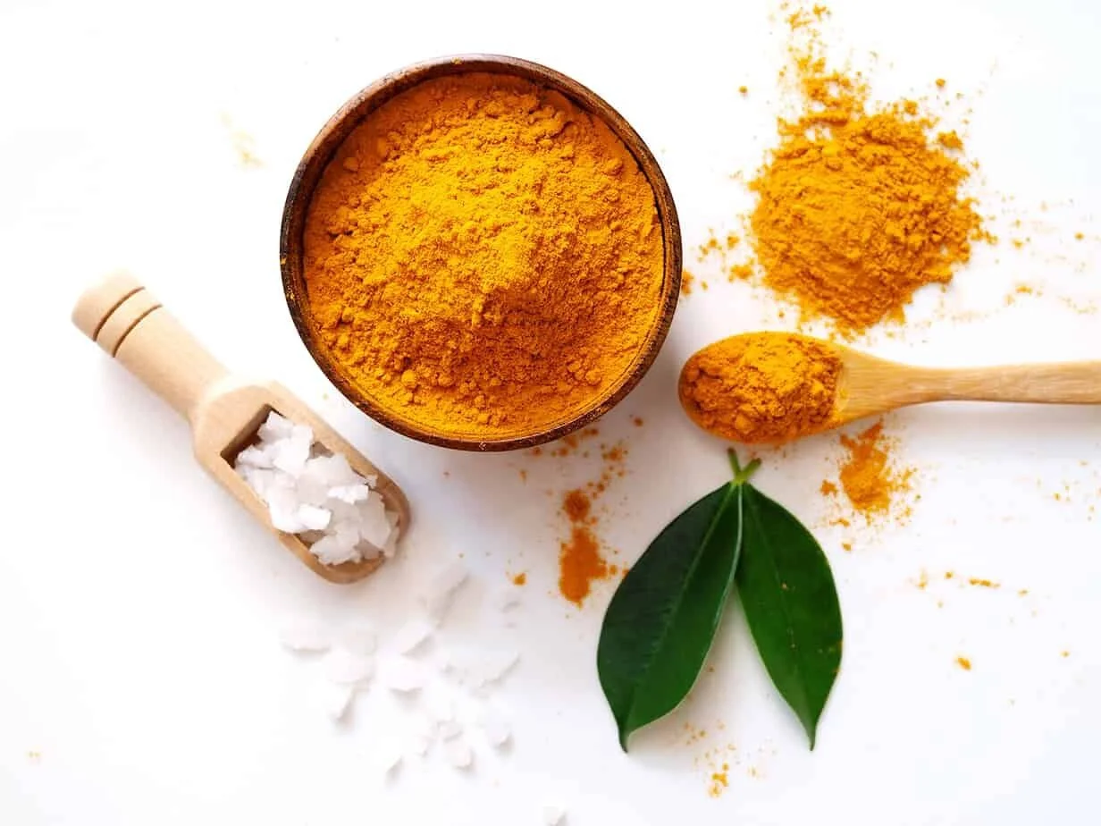 Tumeric + Salt Gargle