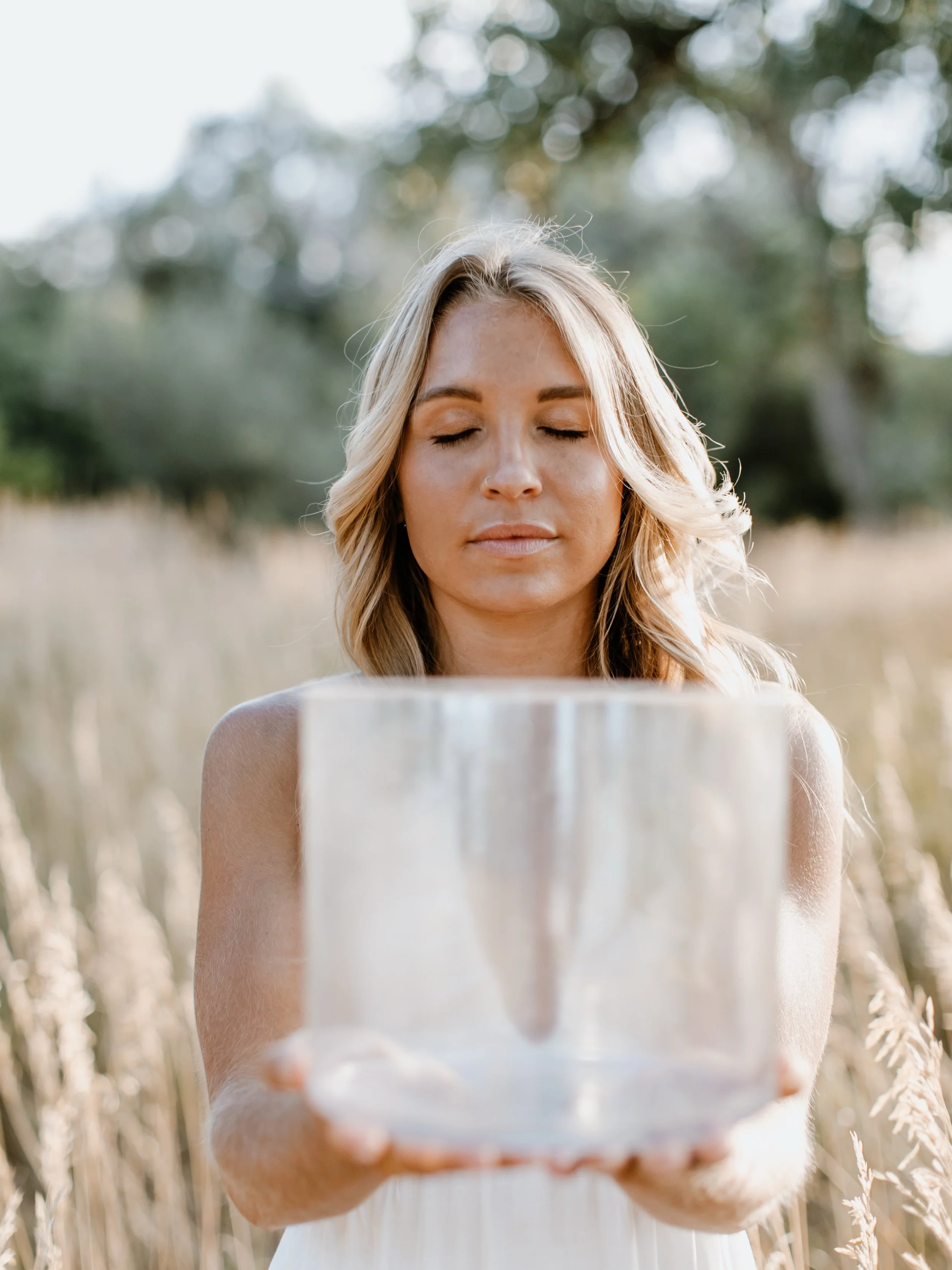 Welcome Rachel to Sunshine Haus ✨

We&rsquo;re so excited to welcome Rachel, who will be guiding our new class: Somatic Sound Healing.

This offering is a deeply attuned, body-based experience where no two sessions are exactly the same. Each class be