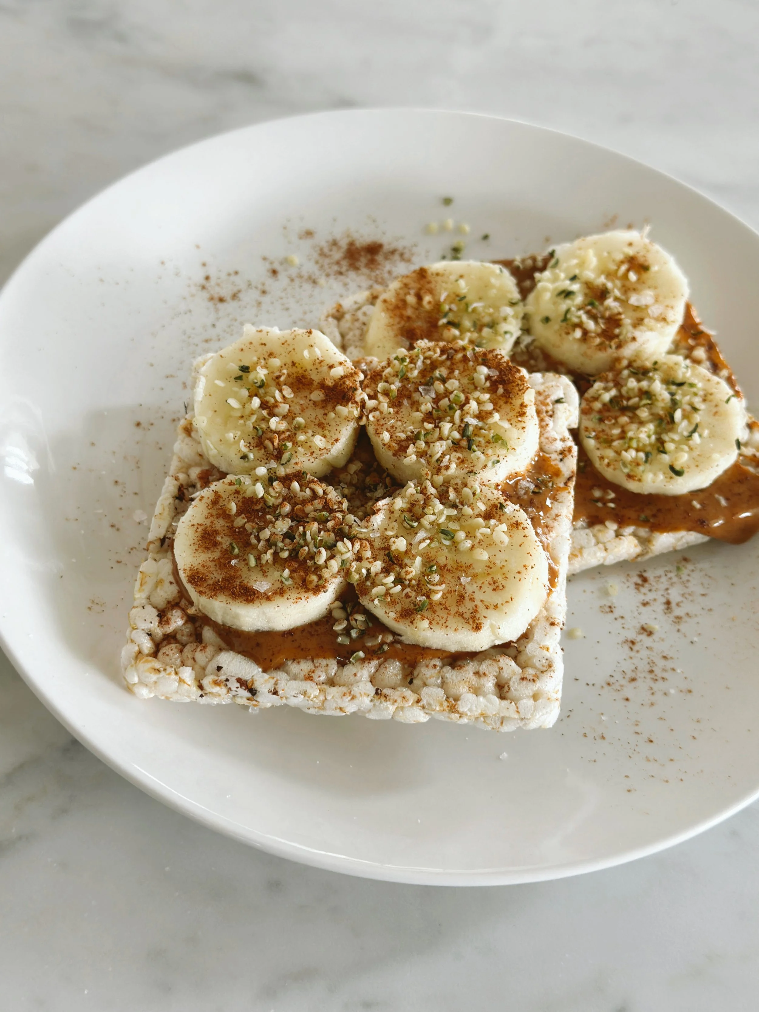 PB Banana Rice Cakes