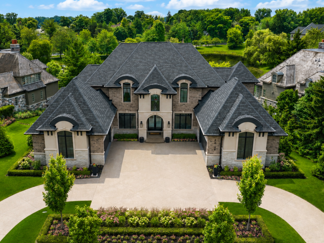 Christina | 5,350 SF