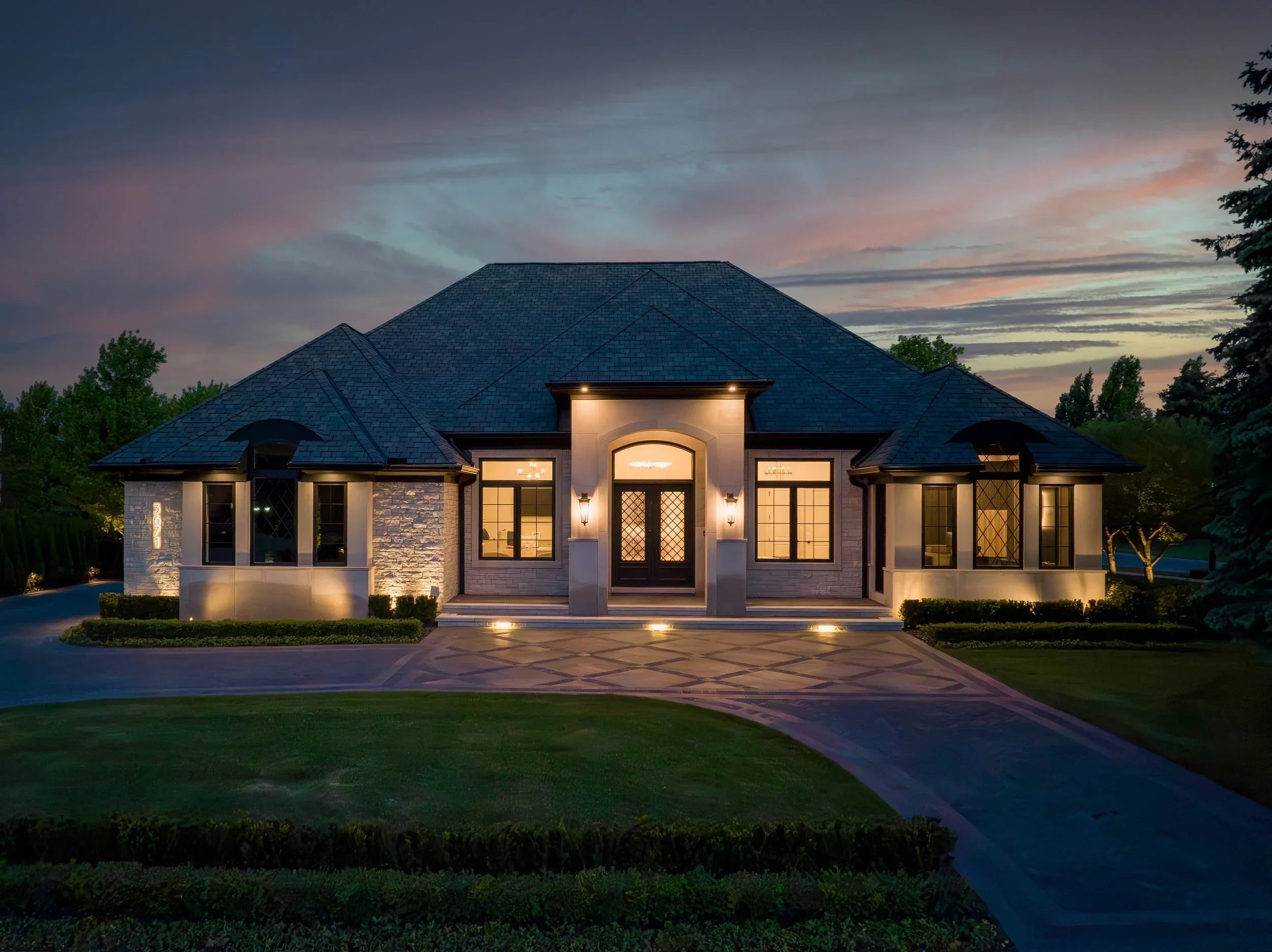 Sabella | 6,300 SF