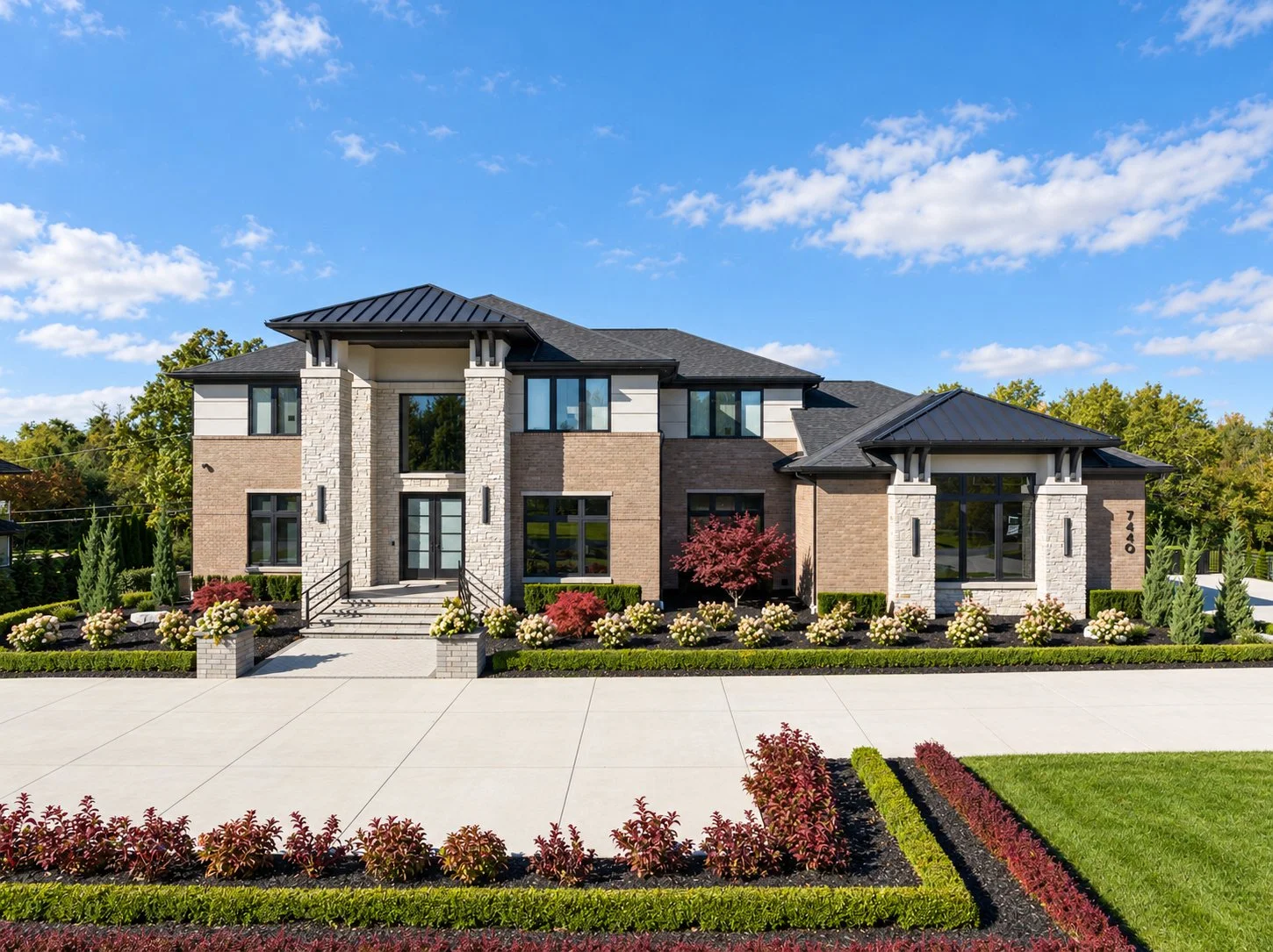 Cecelia | 7,700 SF