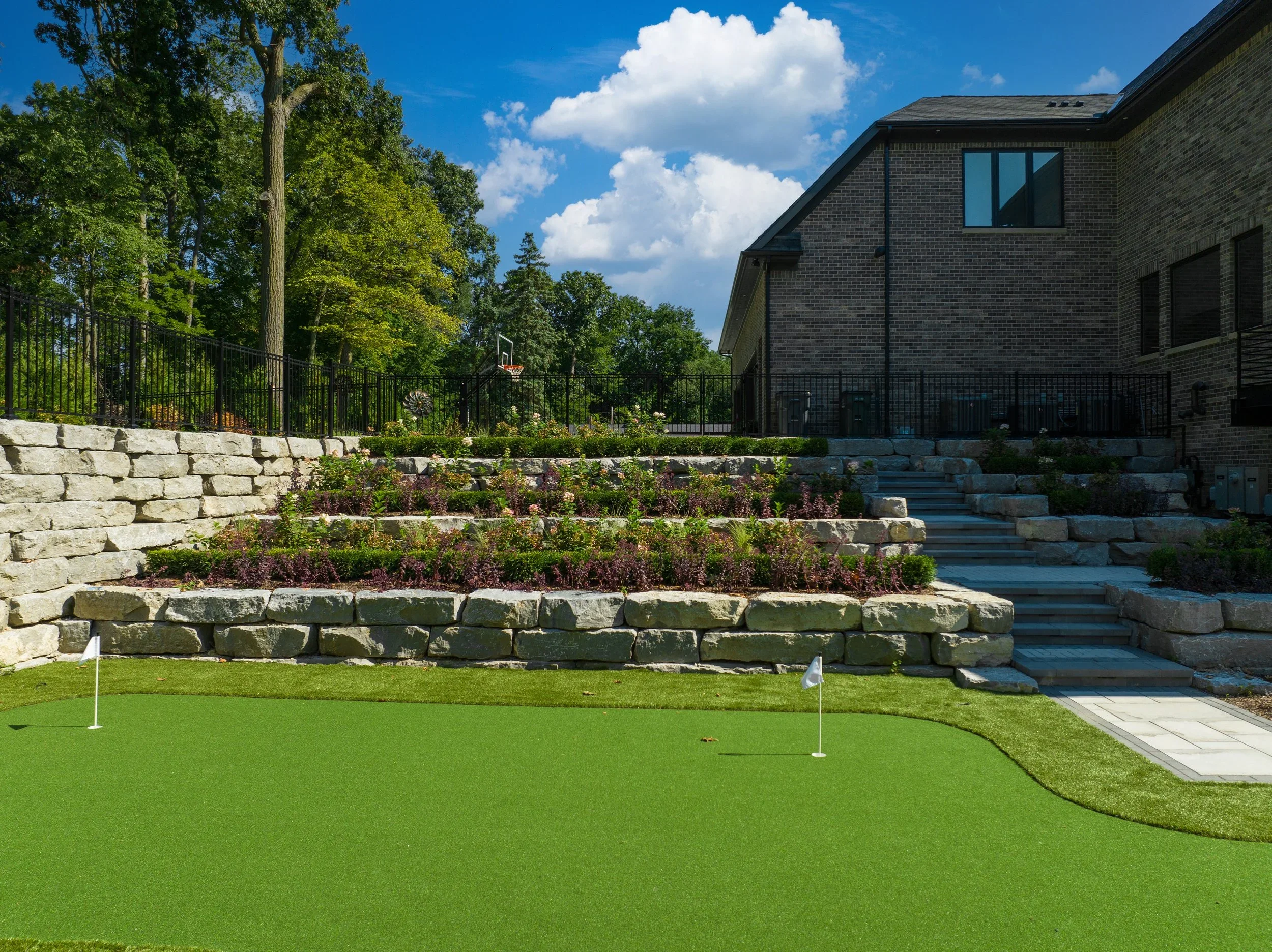 LANDSCAPING_2305_CHARNWOOD-1.jpg.webp