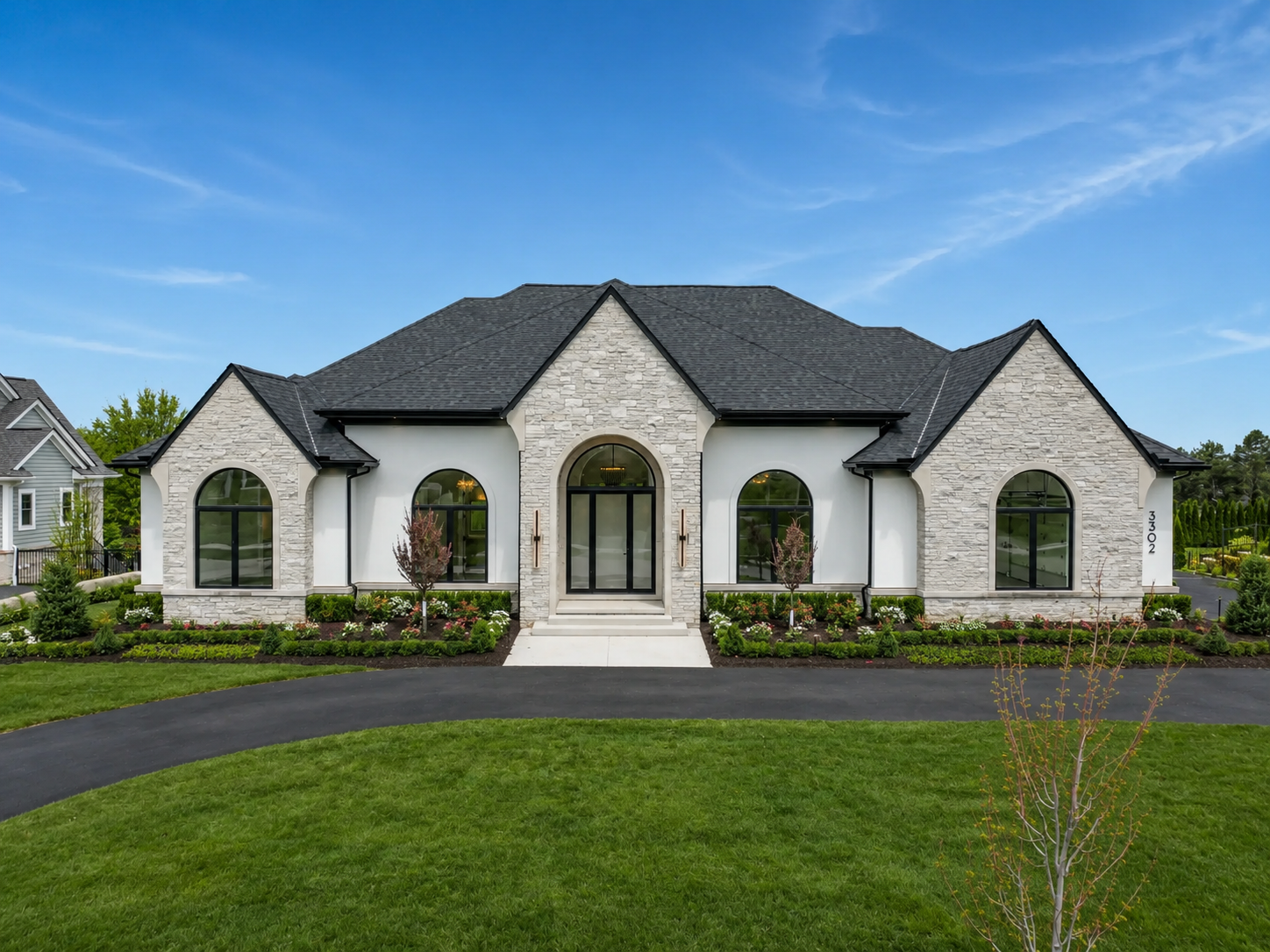 Isabella | 6,100 SF