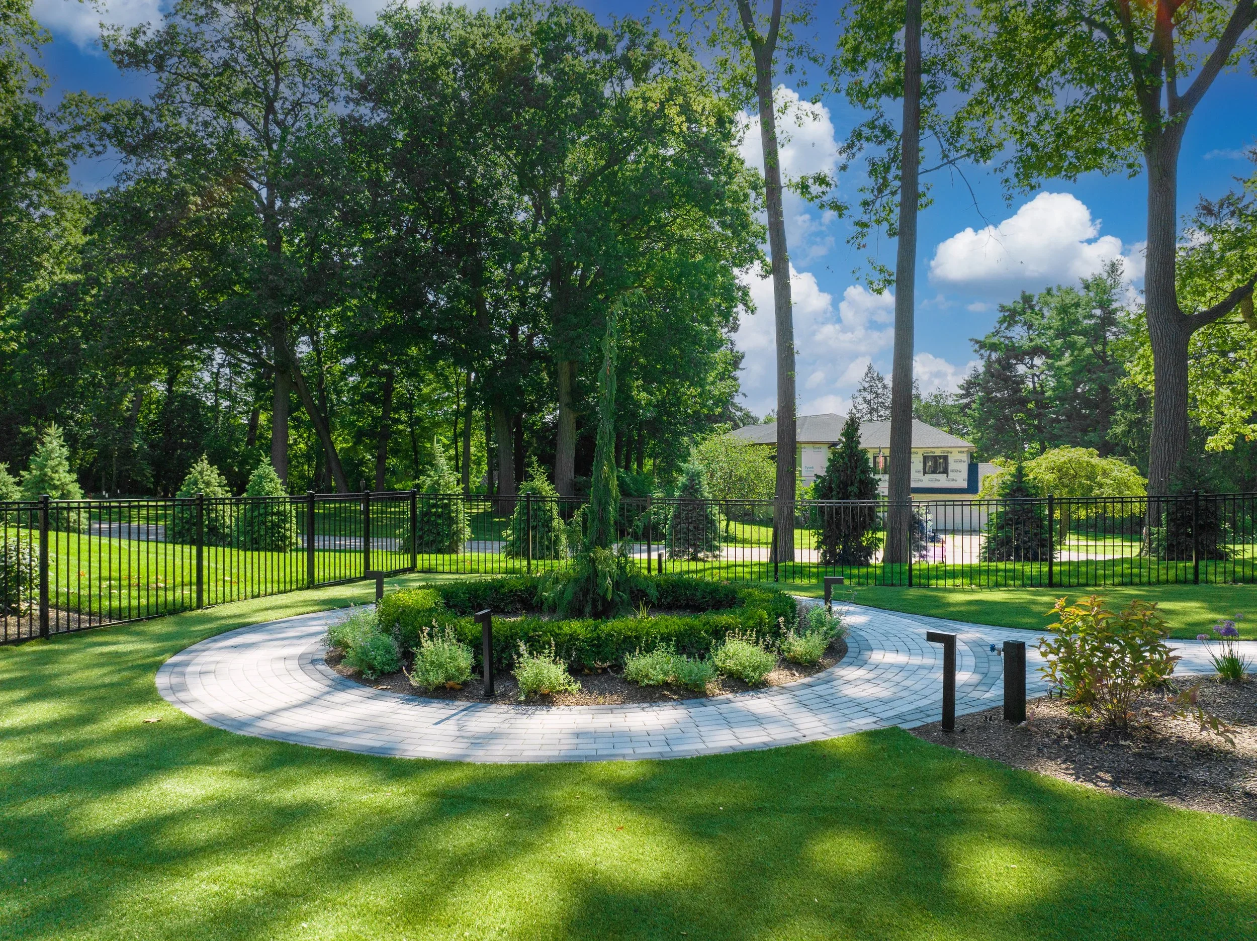 LANDSCAPING_2305_CHARNWOOD-14.jpg.webp