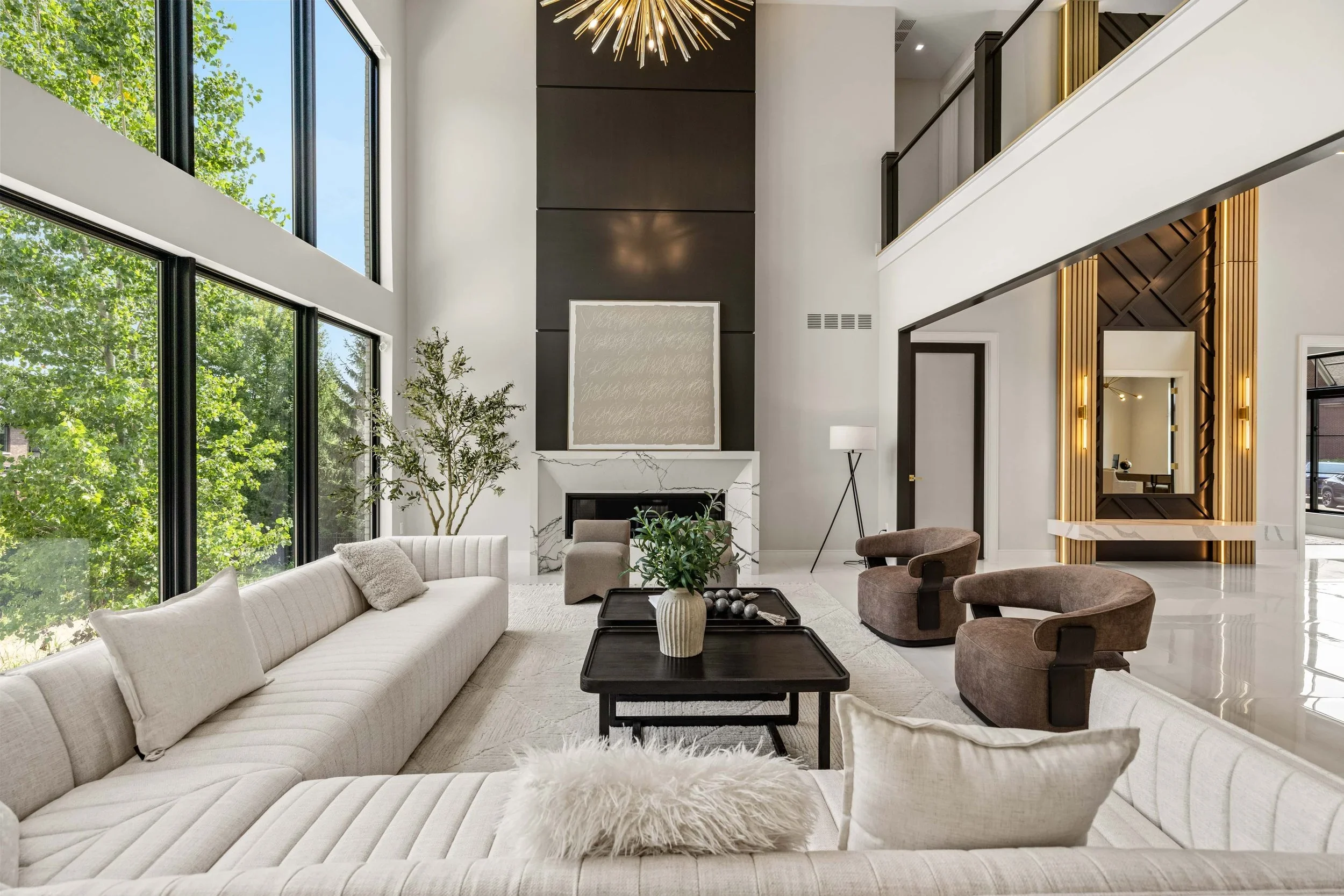 Sapphire design, interior design, dining room, luxury home.