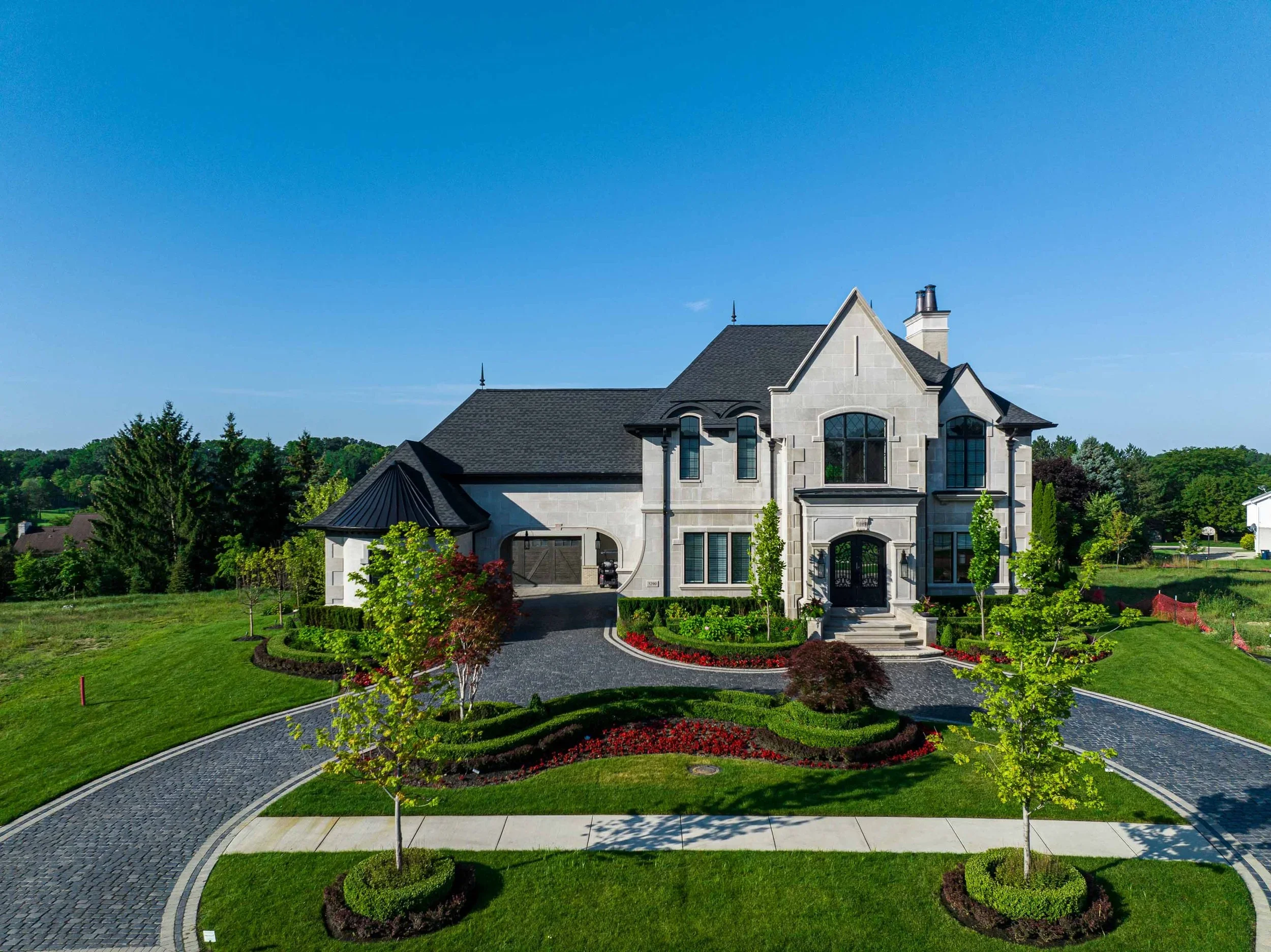 Adriana | Landscaping