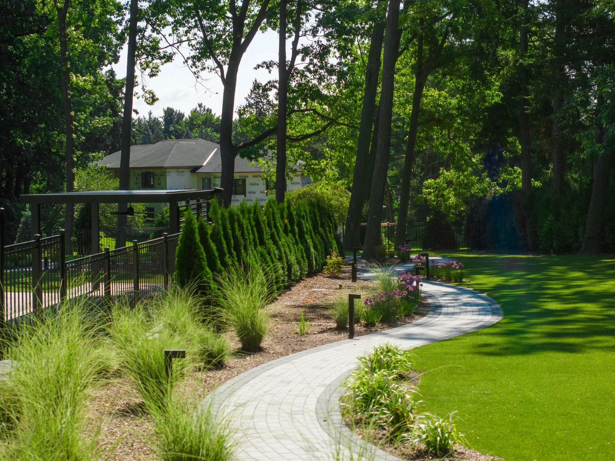 LANDSCAPING_2305_CHARNWOOD-8.jpg.webp