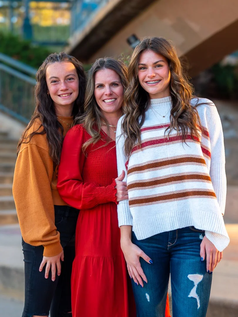 Family_Photos_11_12-05.jpg