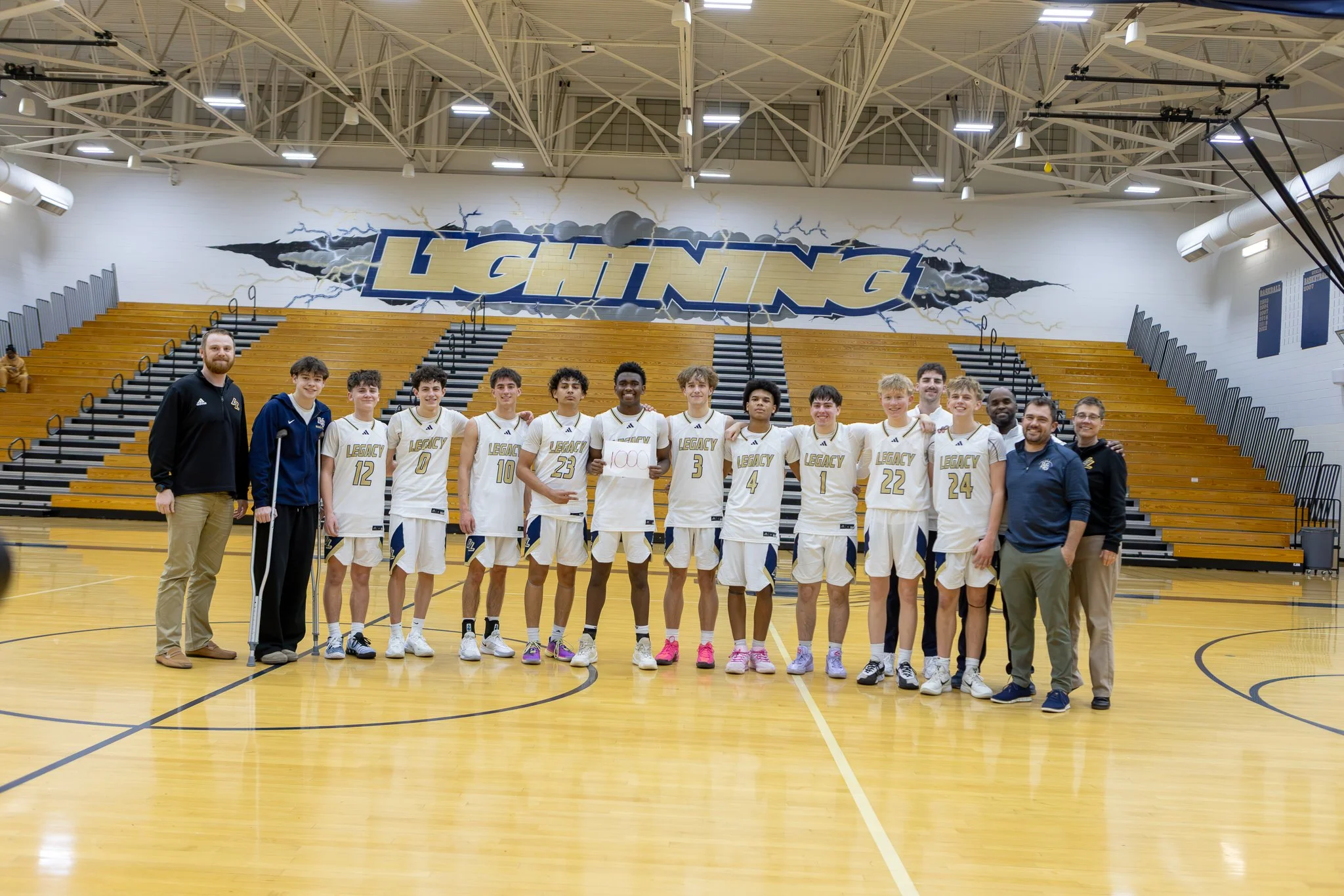 LHS vs Broomfield BBall Niwot-8.jpg