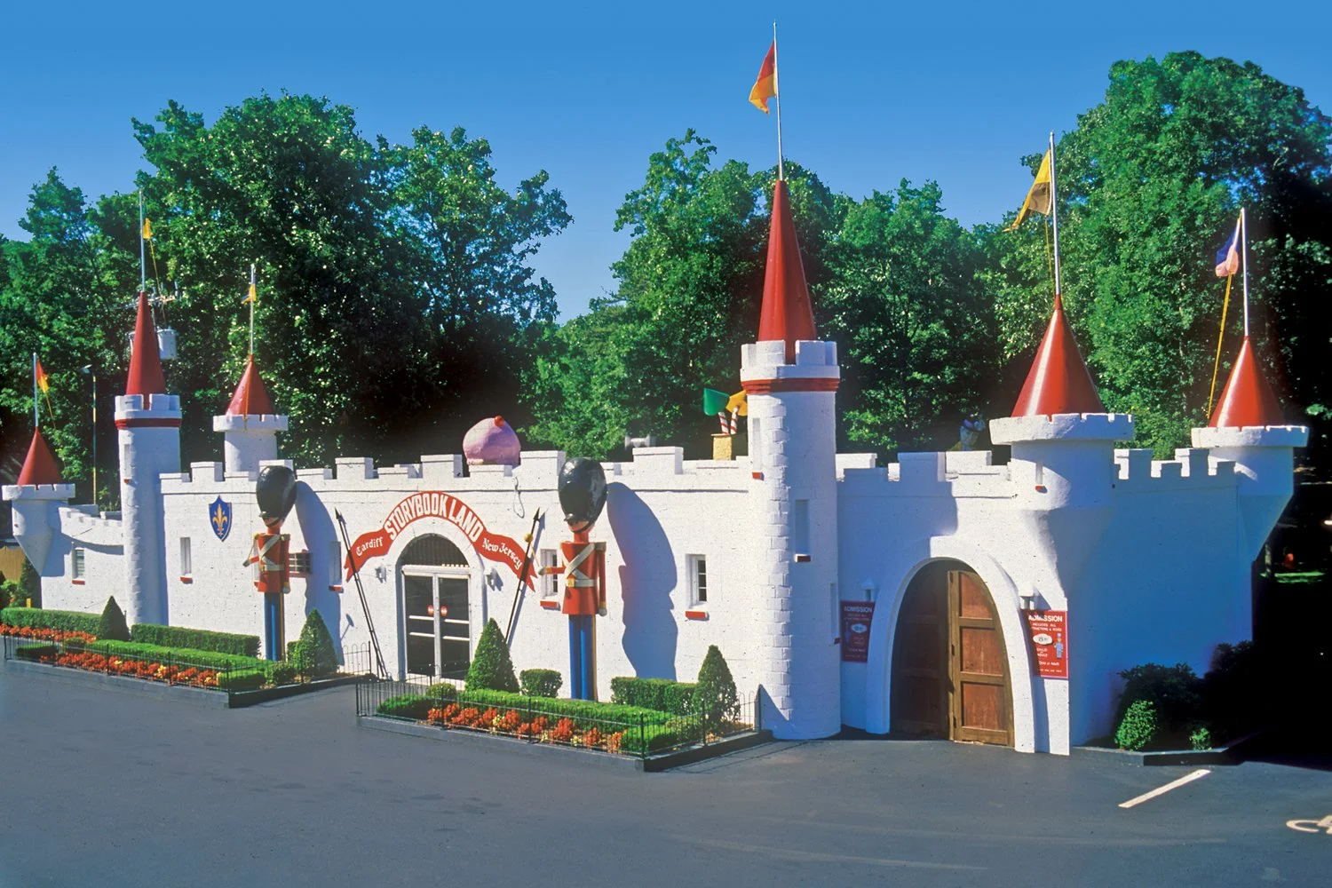 Storybook Land: A Family Guide (Egg Harbor Township, NJ)