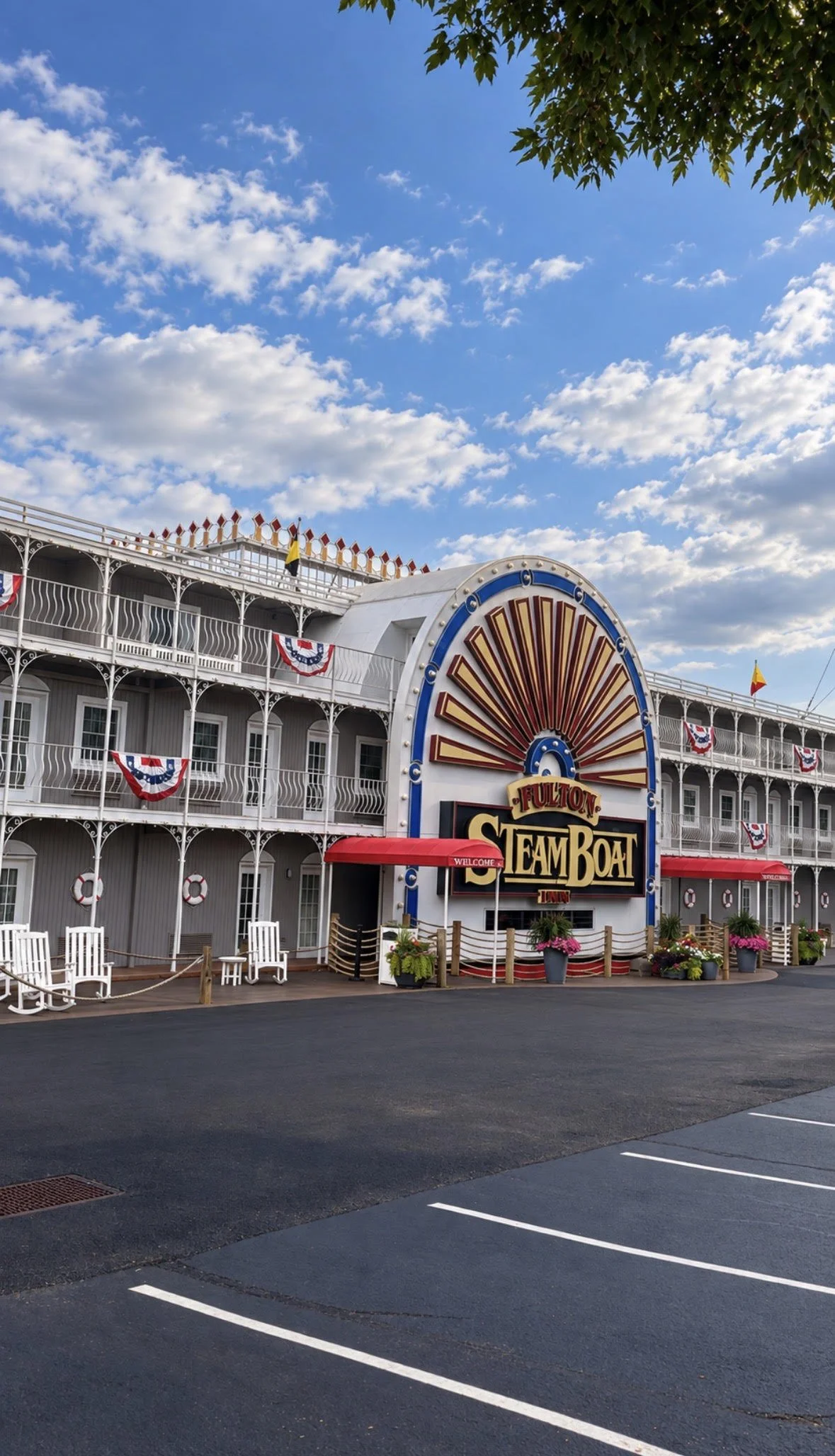 Fulton Steamboat Inn Happy Day Play.jpg