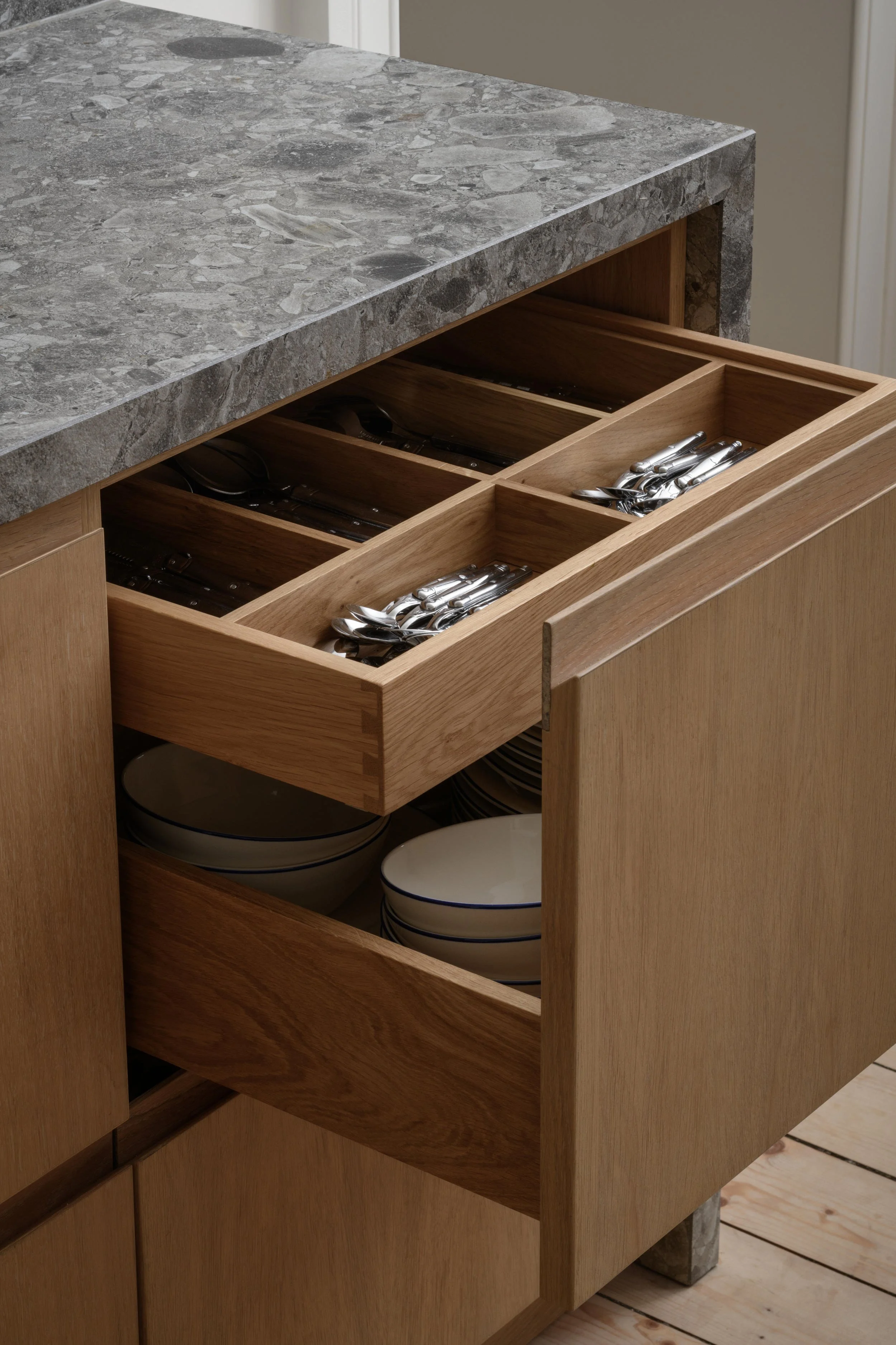 Print Kitchen Drawers © ZAC and ZAC-2499x3750.jpg