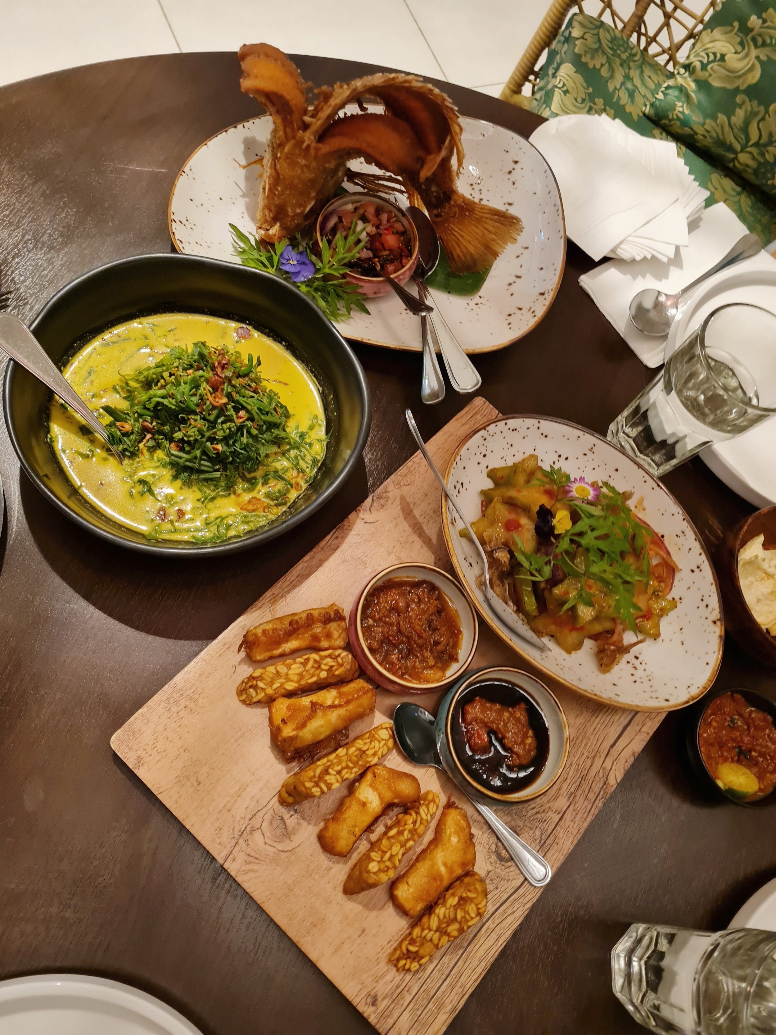 Dancing Fish set menu