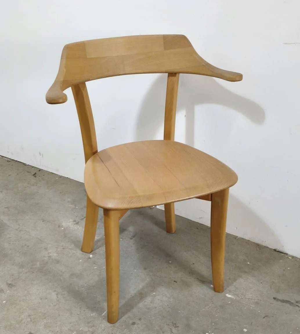 c4a8f217-85f9-430a-bd78-b037a78fea5a.jpg