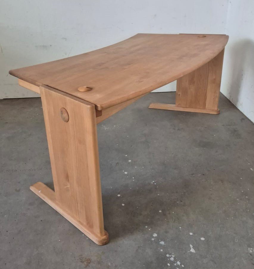 70's pinewood desk
