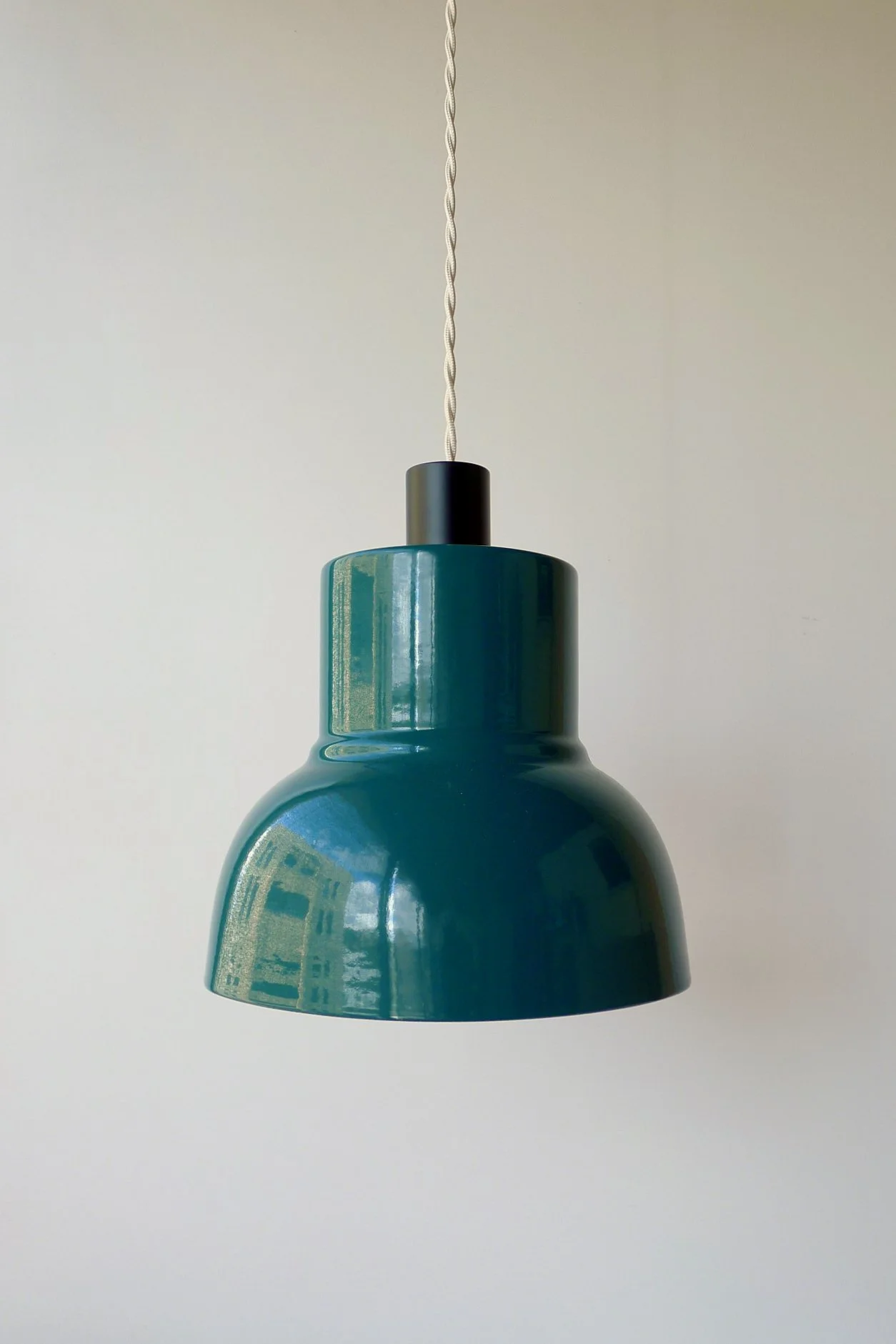 Teal Green Blue Enamel Lamp, Oficina