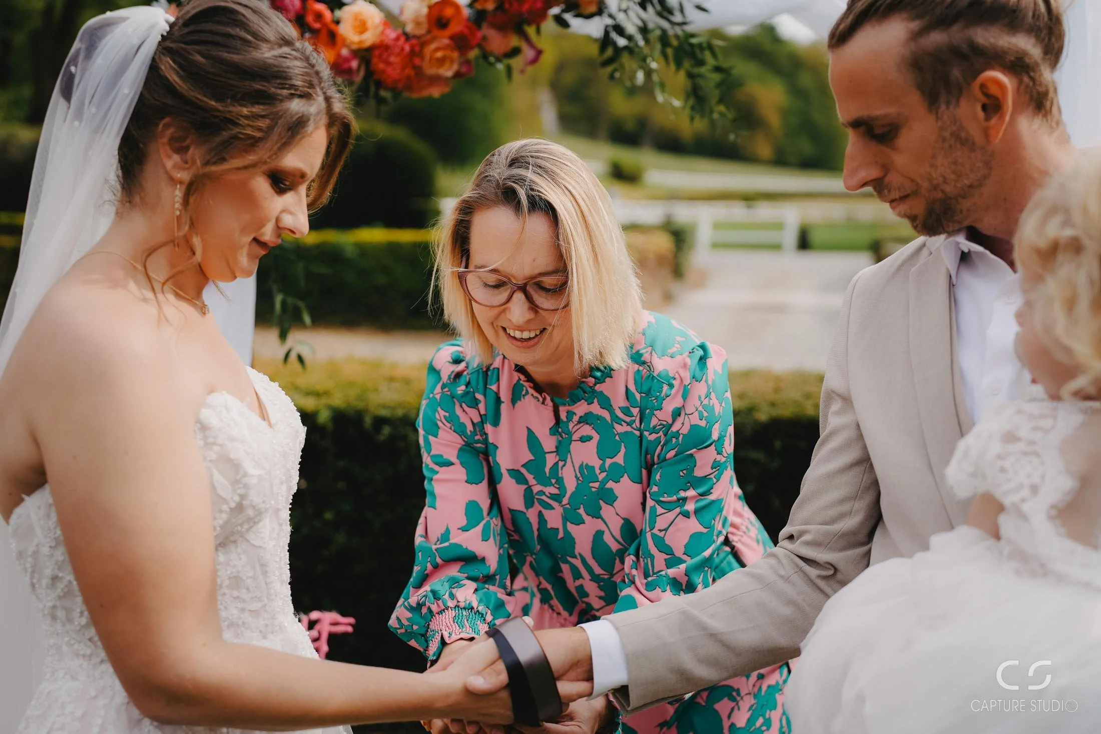 Gwen and Reece LR by capture studio-0487_Original.jpg
