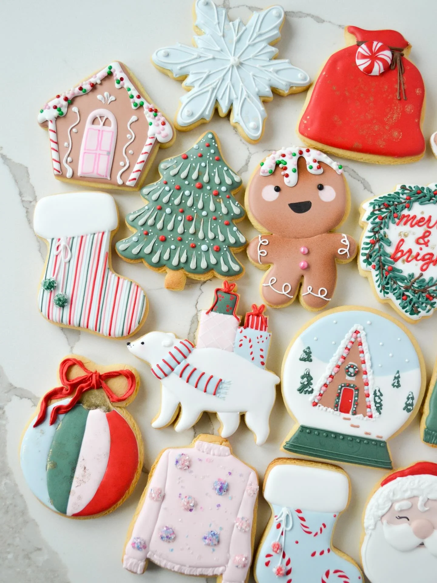 Last day to order Christmas cookies! See shop for options. 
.
.
.
.
.
.
#steviscookies #cookier #virginiabakery #virginiacookier #decoratedcookies #customcookies #tsghuntcountry #scoutguide #cookiesofinstagram #middleburgva #fauquierbakery #royalicin