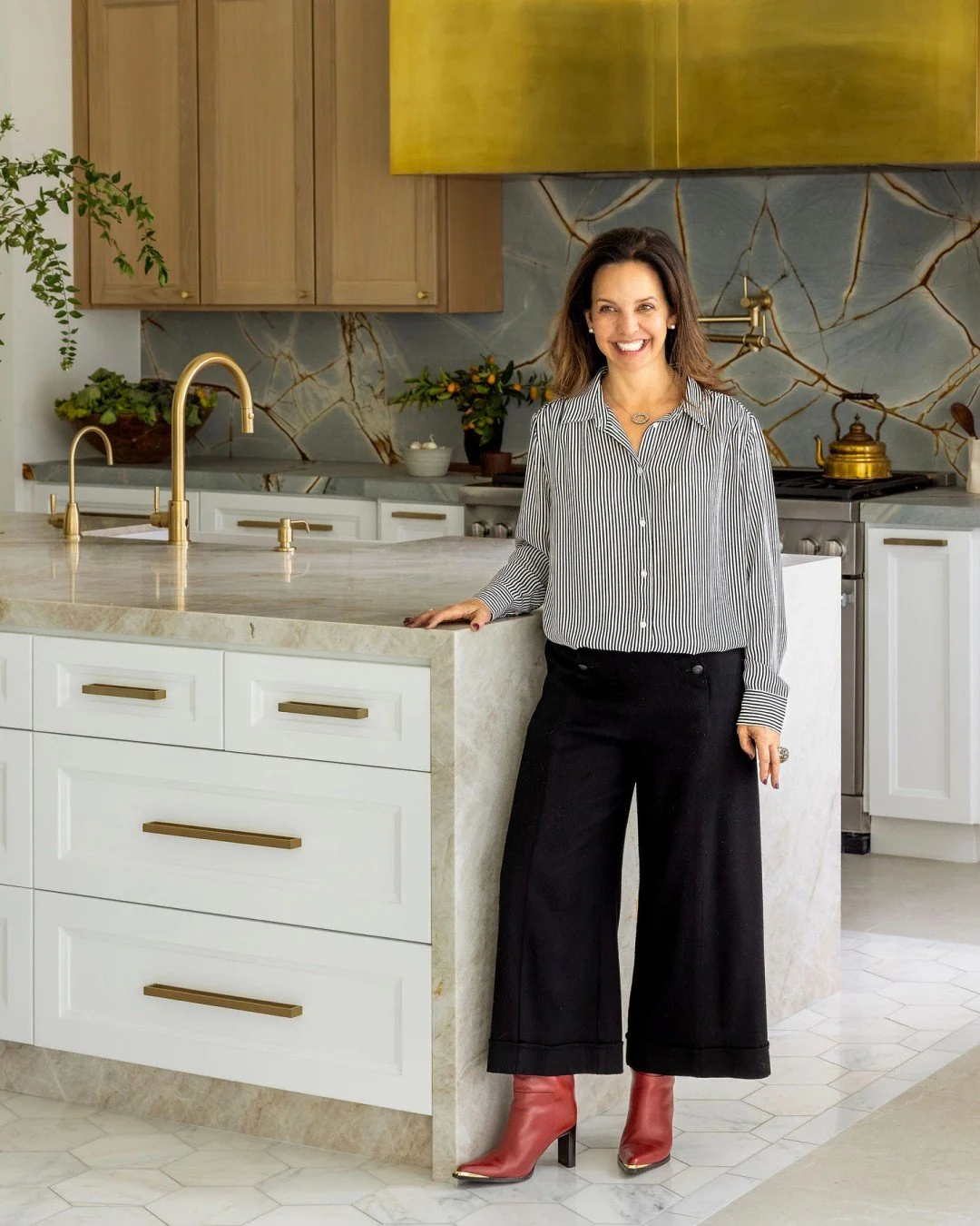 As designers in the high-end residential space, we believe the finest luxury is a home that is both exceptionally beautiful AND genuinely comfortable. Our spaces are designed to unfold beneath the patina of a life well-lived&mdash;never delicate or f