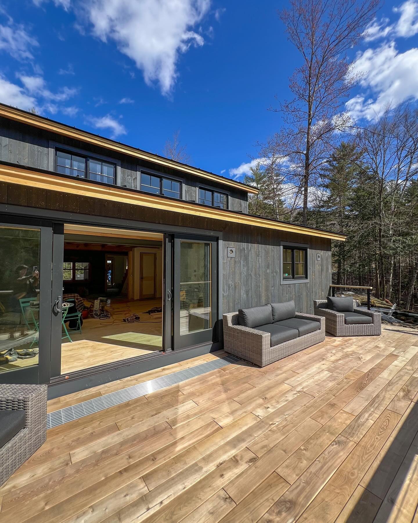 ☀️ One BBQ grill away from the perfect afternoon in Woodstock VT!

#uppervalley #heyuppervalley #upval #uppervalleyvtnh #generalcontractor #localbusiness #builders #woodstockvt #mjtoonconstruction