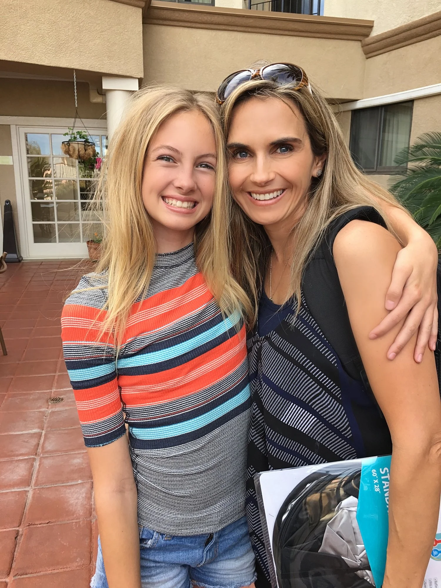 Alexa&wendy.jpg