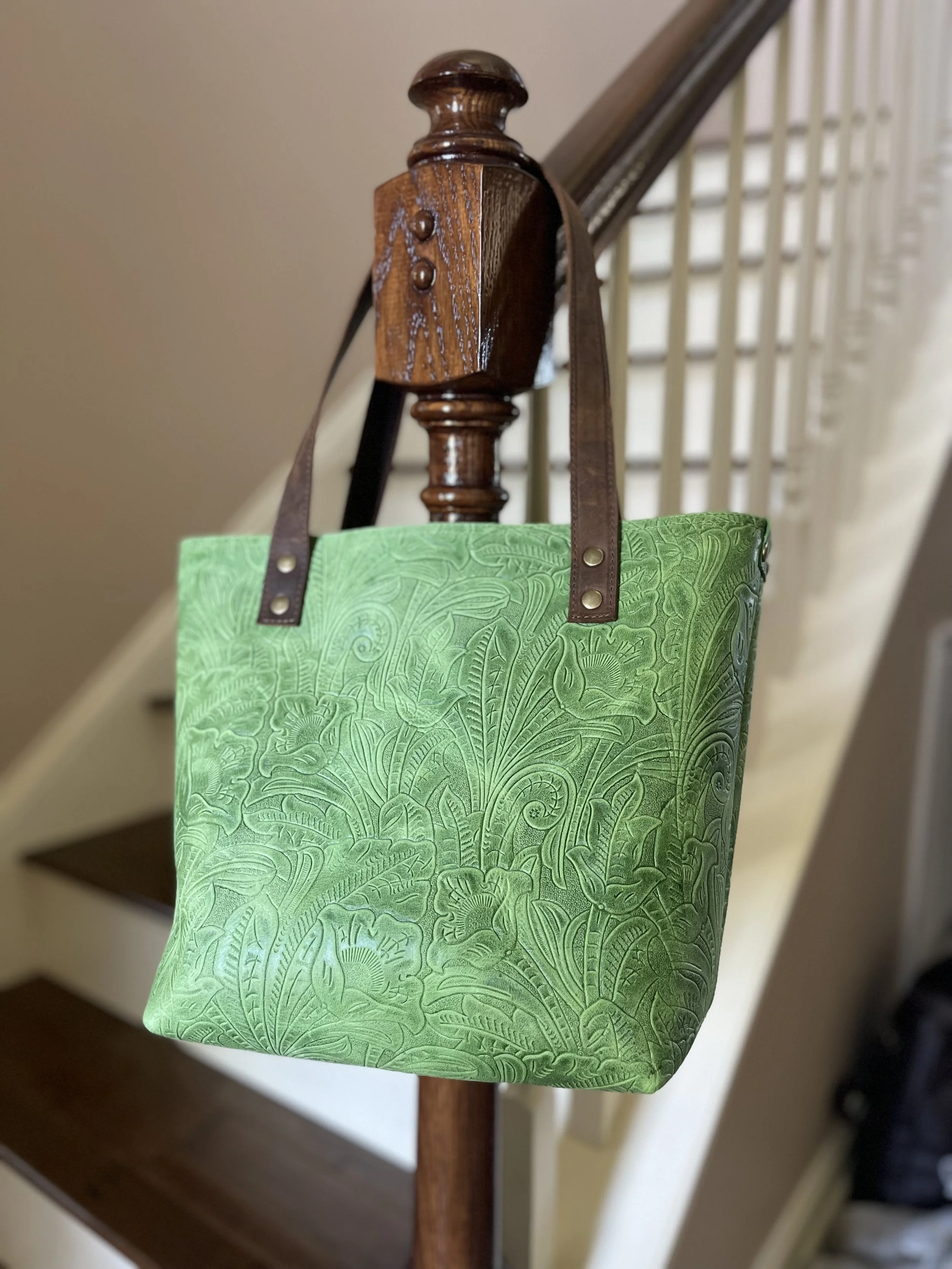 Classic Tote