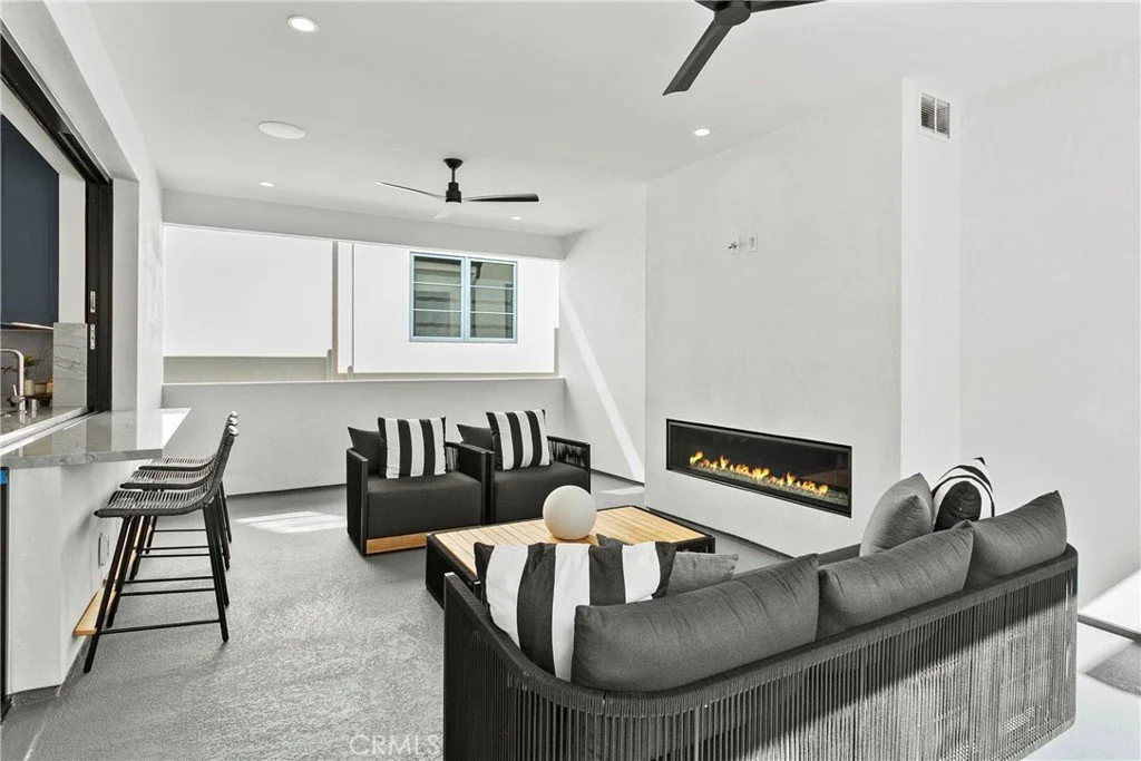 509 CARNATION 16.jpg