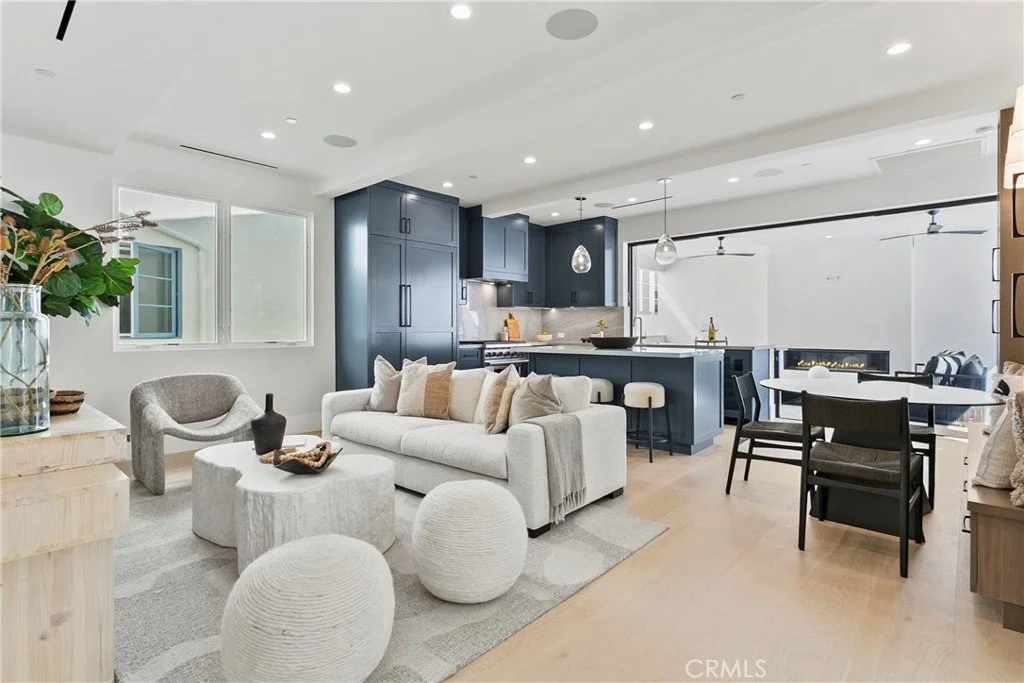 509 CARNATION 02.jpg