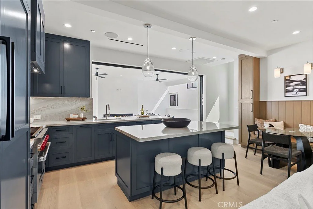 509 CARNATION 11.jpg