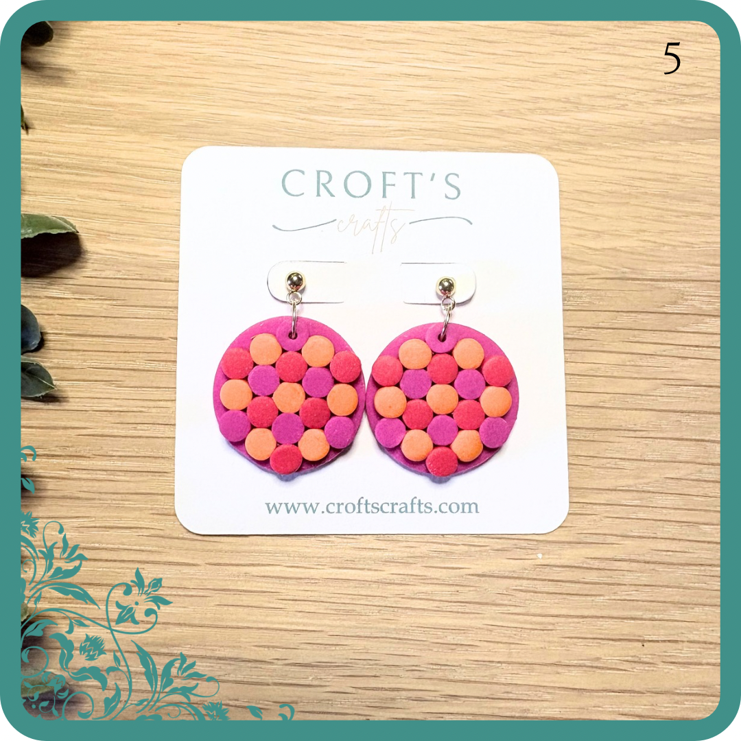 Red Pink Orange Spots - 10.PNG