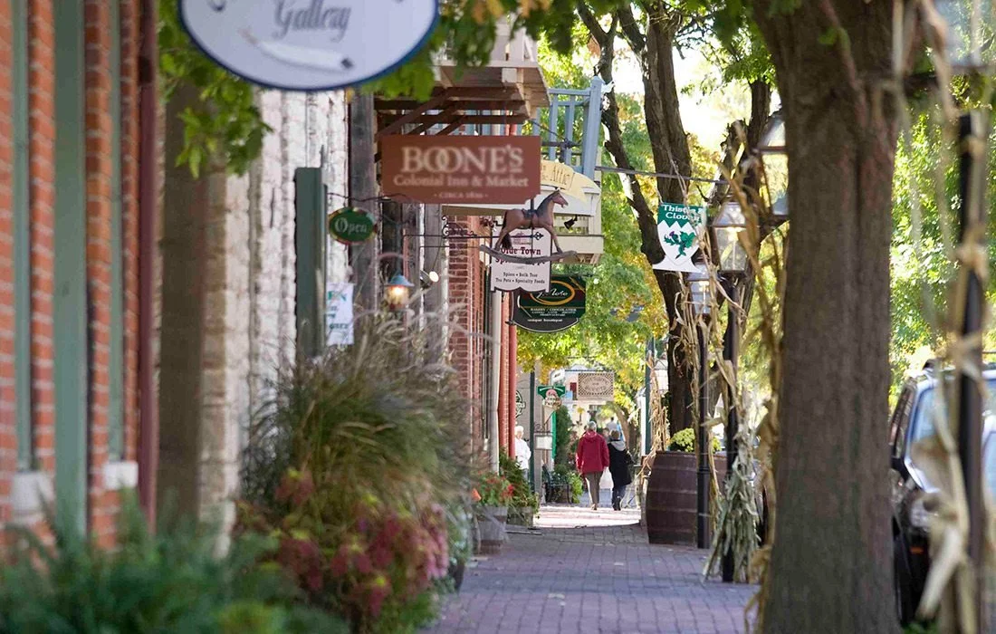TakeFridayOff_StCharles_MainStreet_COStCharlesC.original.jpg