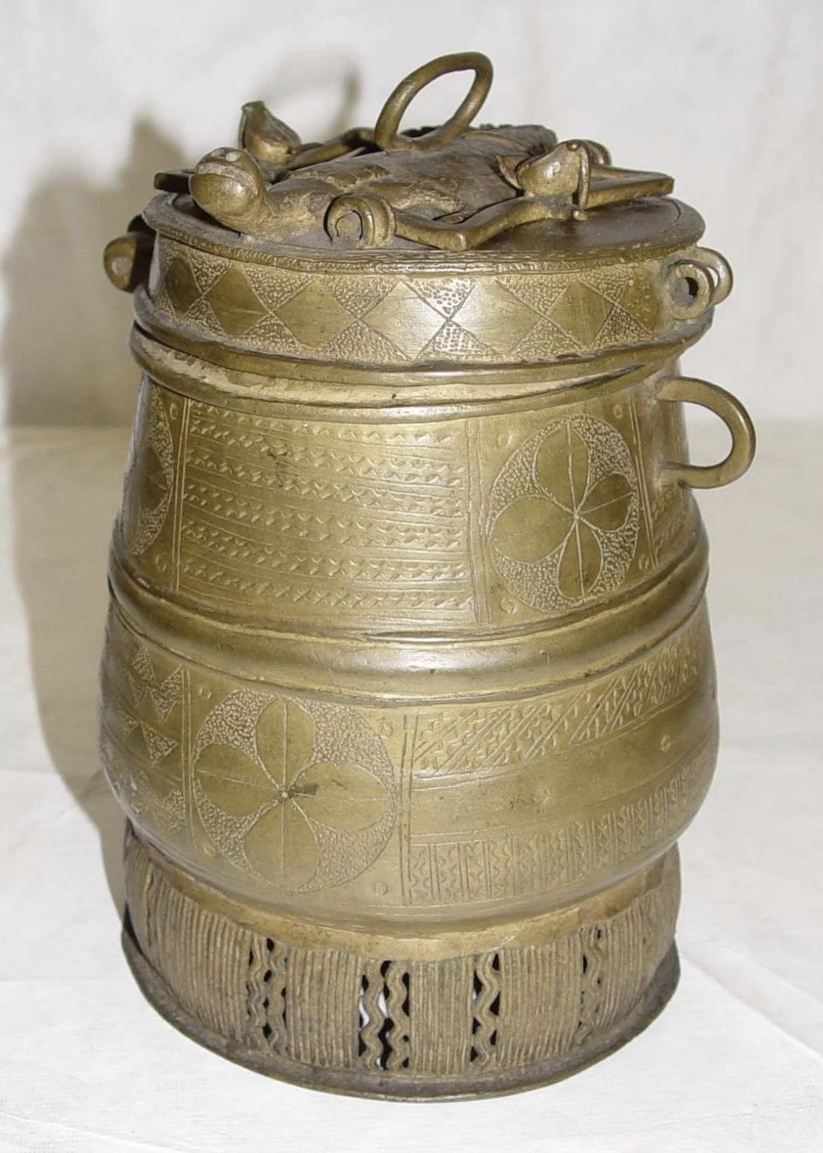 A near identical kuduo in The British Museum (museum number Af1978,22.149) produced between 1850-1927 and was part of the collection of Sir Cecil Armitage, an ex Gold Coast soldier (1895) and later Governor of The Gambia from 1921-1927.  This kuduo s