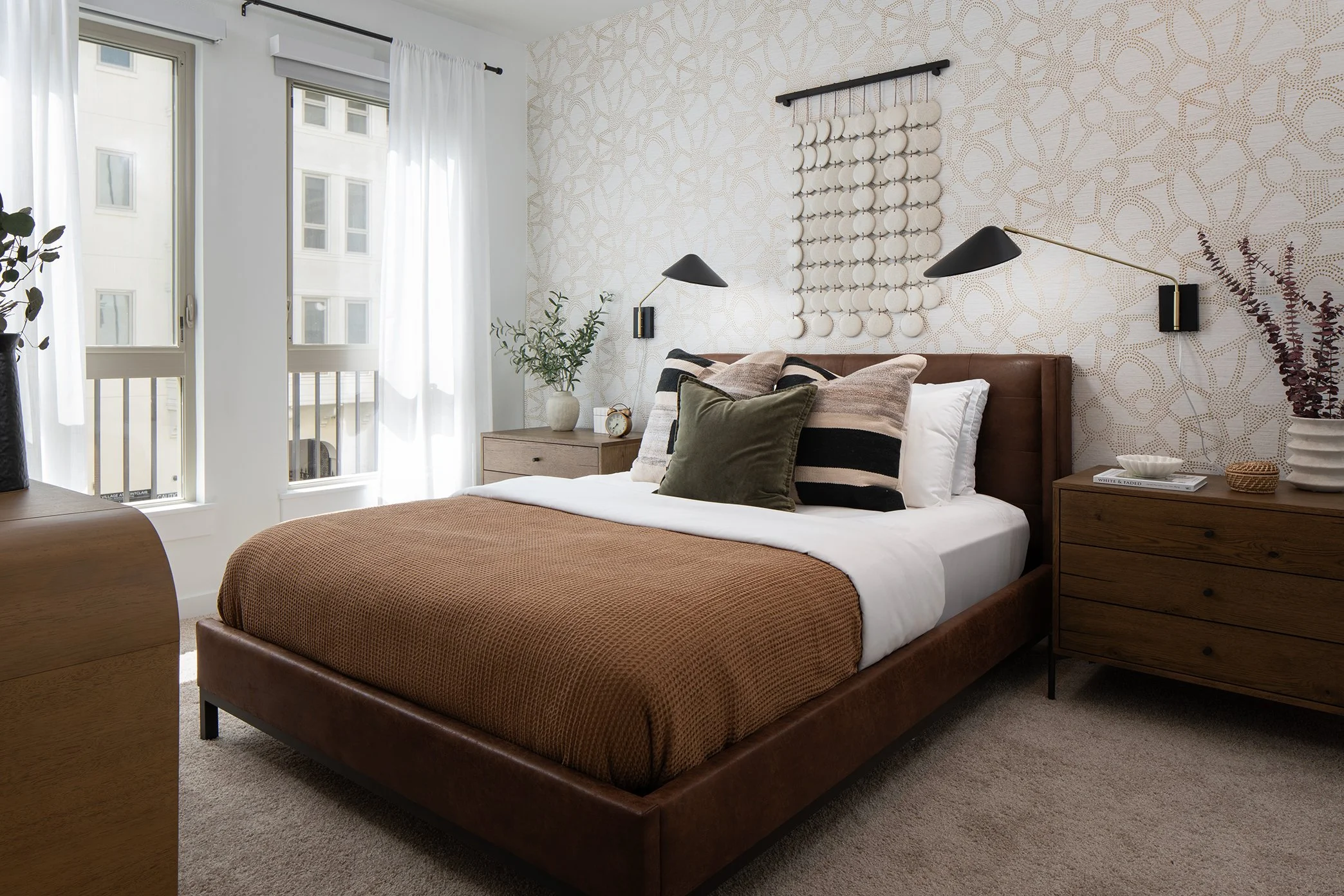 Mannigan_VillageMontclair_MeghanBob_ModelBedroom_V2_WEB.jpg