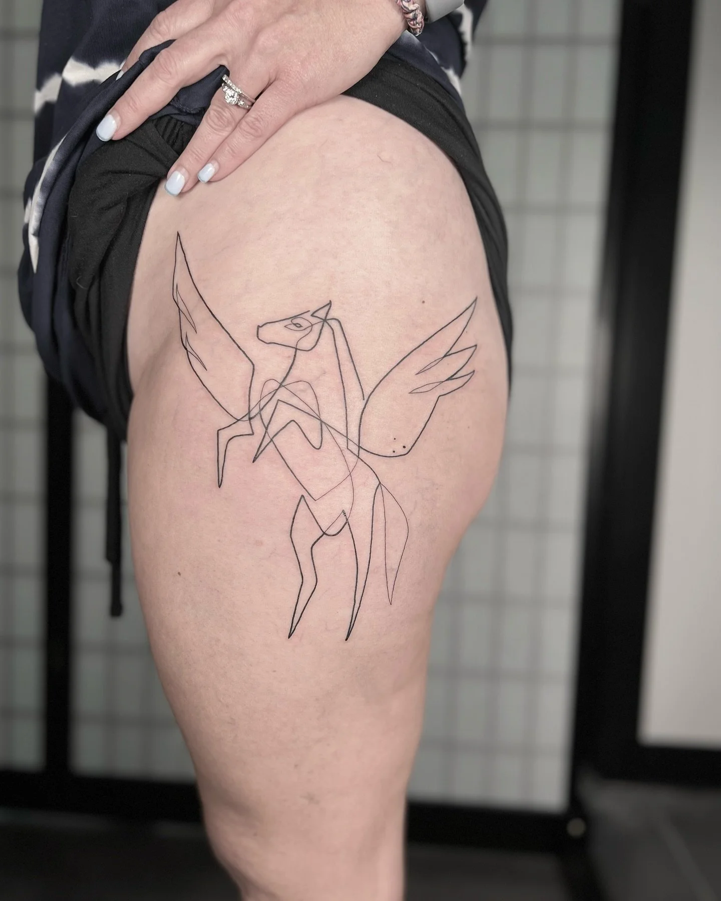 I had the honor of tattooing a piece my client commissioned from @moganji Was a lot of pressure on this one 🙏🏽