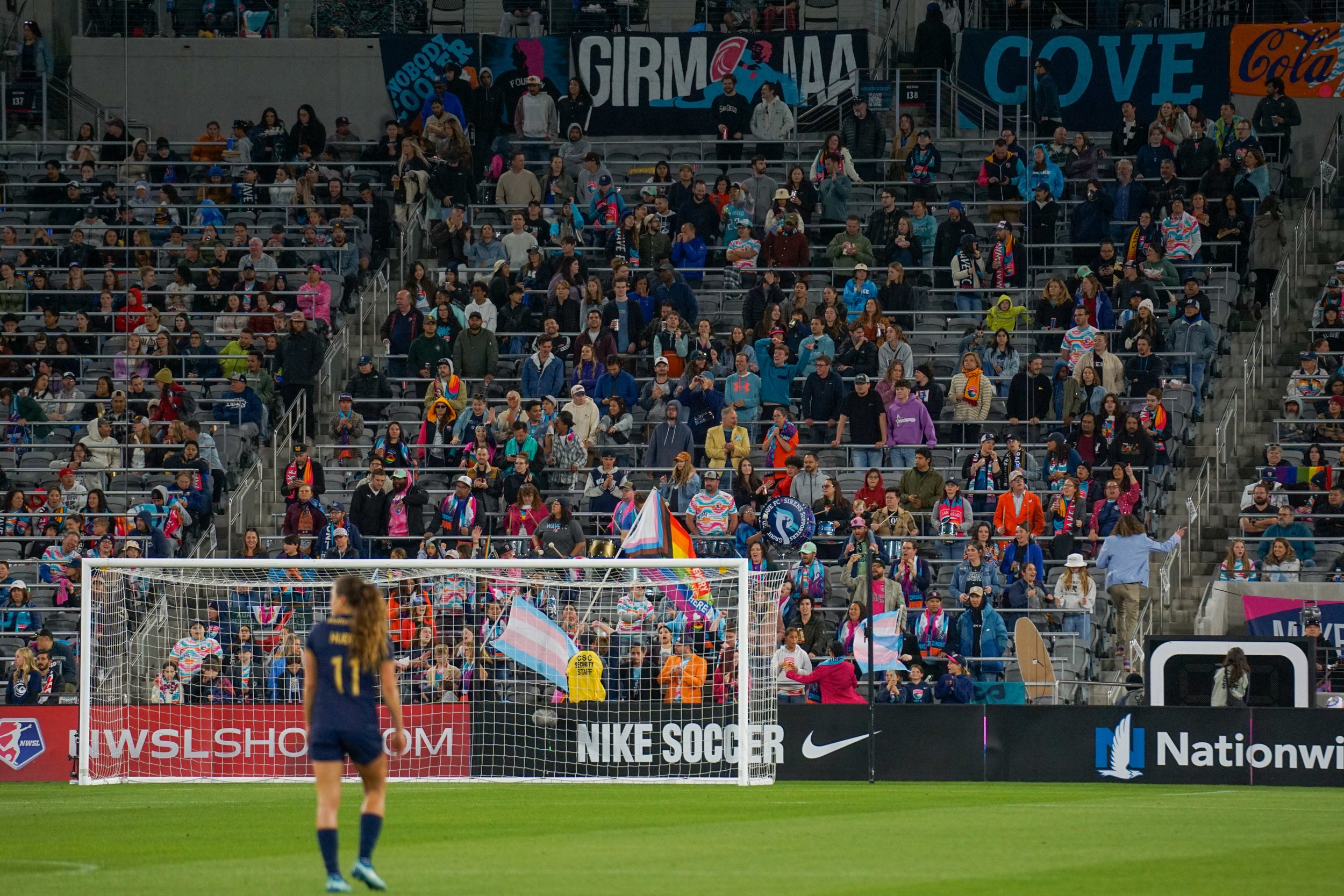 if you're one of the nerds who stole the Girma or Stoney banner in the back, i hope every cup of coffee/tea you order drips under the lid for the rest of your life