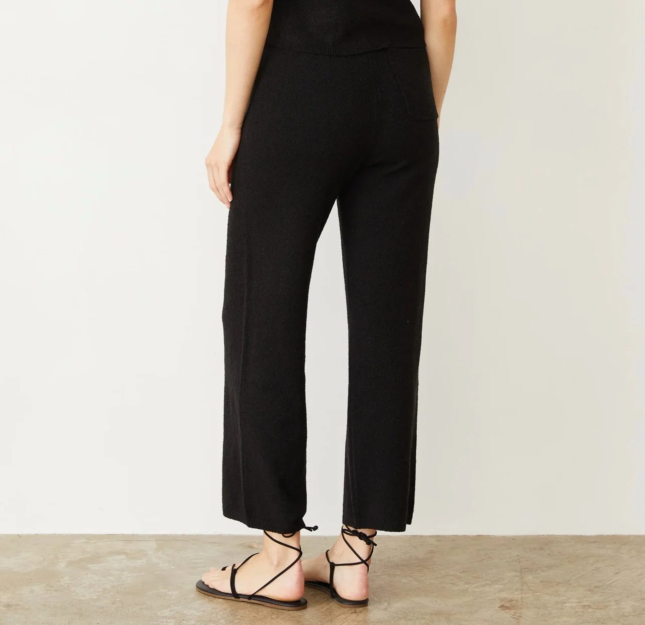 Monrow pants shop