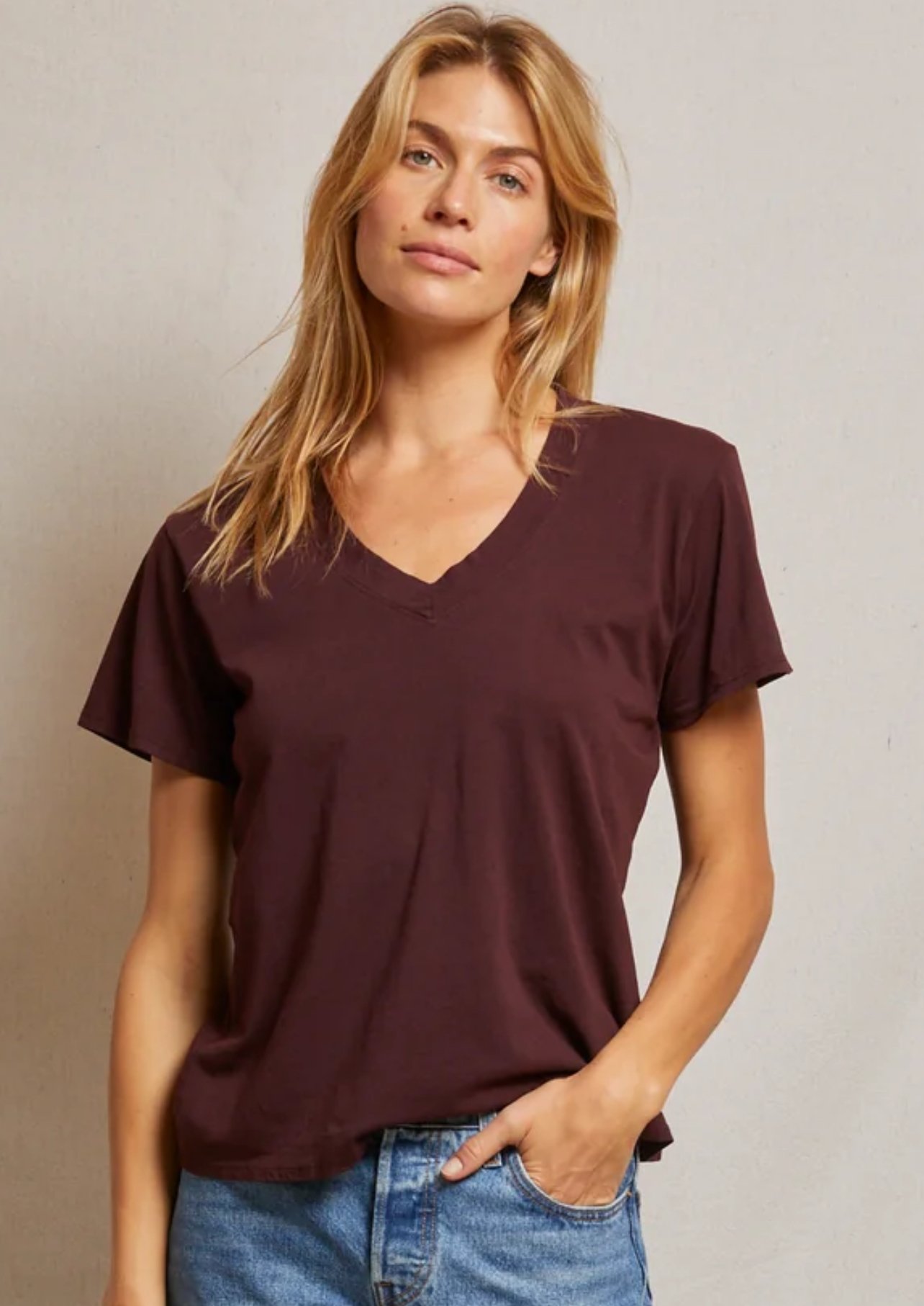 perfect white tee Hendrix v-neck tee