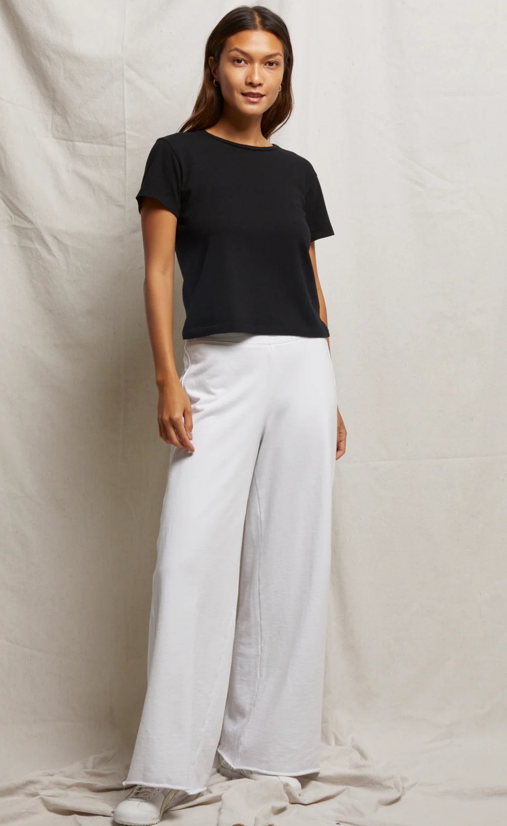Perfect White Tee Lisa Tee