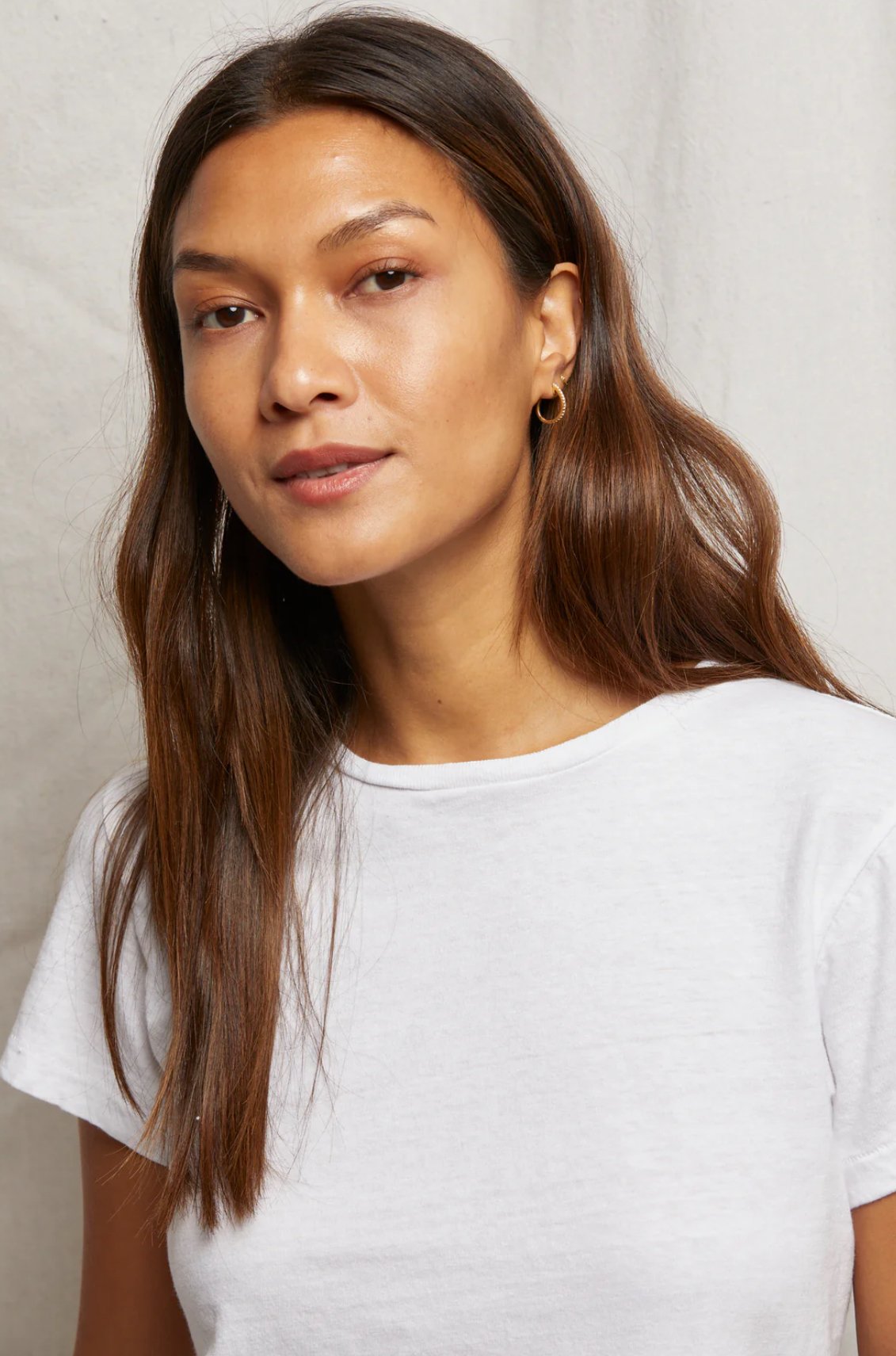 Perfect White Tee Lisa Tee